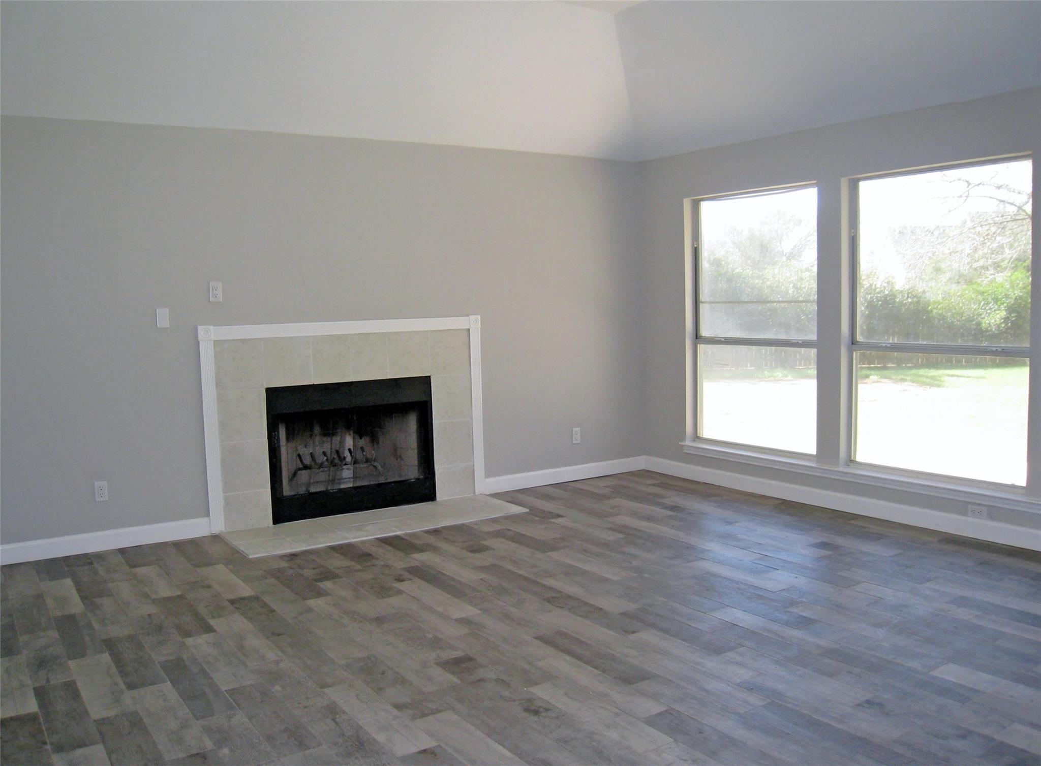 1010 Magnolia Cv, Buda, TX 78610