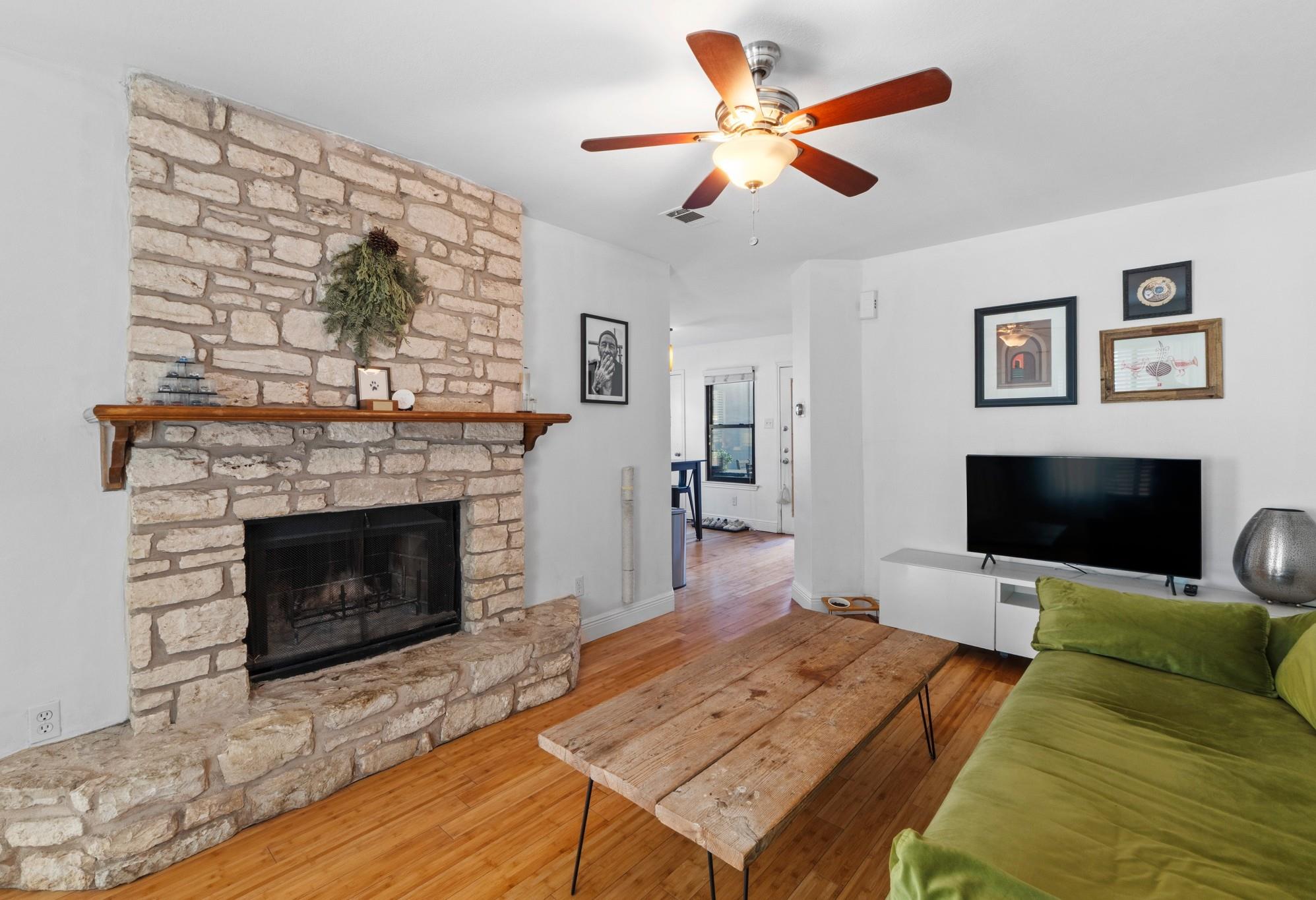 1750 Timber Ridge Rd # 102, Austin, TX 78741