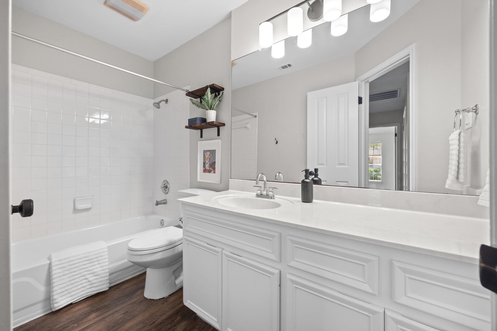 9006 Brimstone Ln, Austin, TX 78717