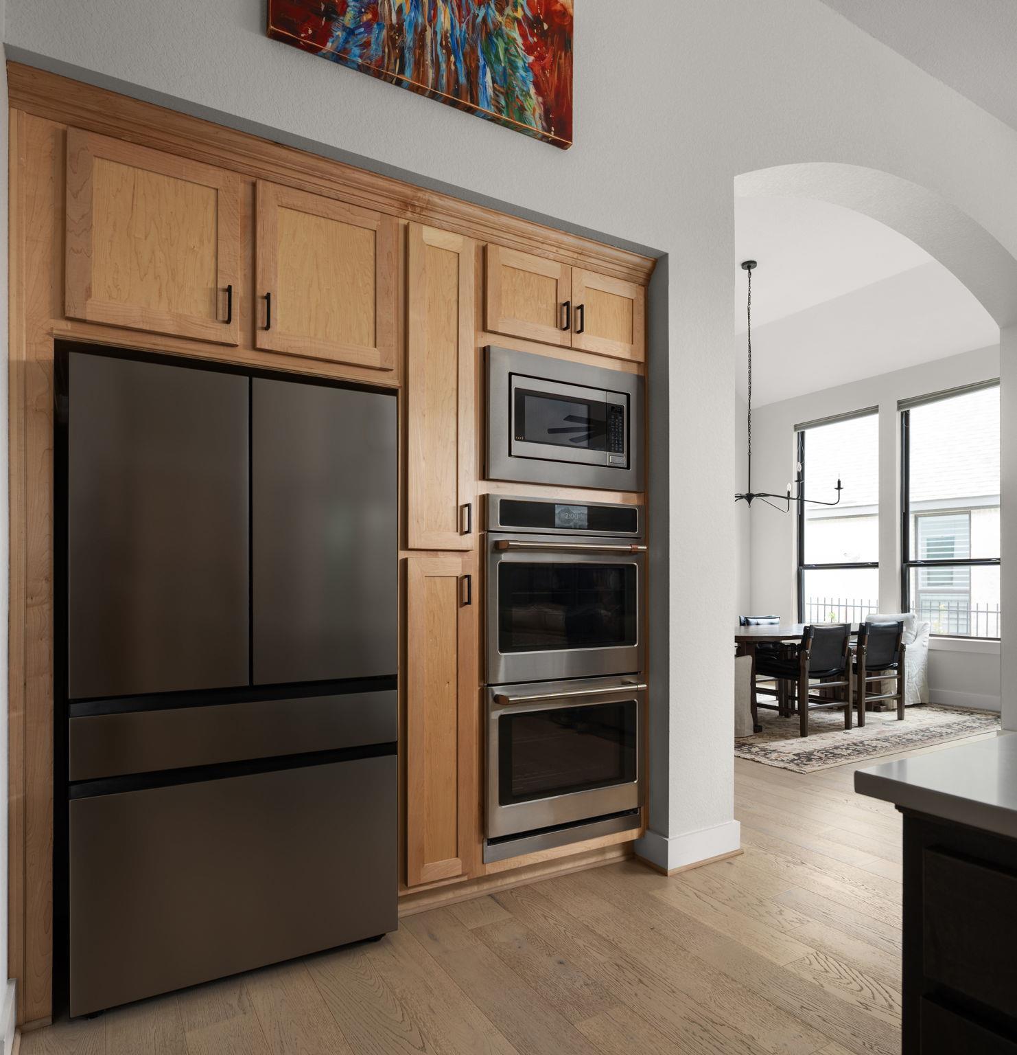 645 Two Creeks Ln, Austin, TX 78737