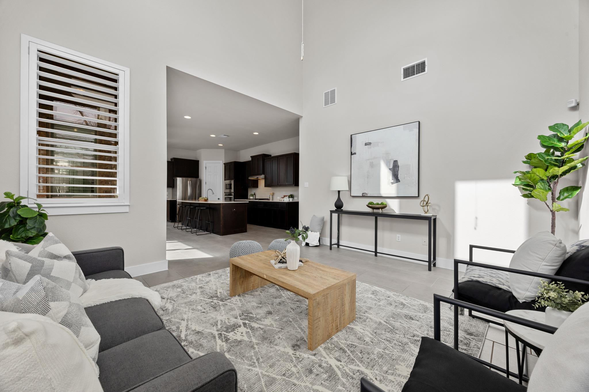 1004 Sue Ann Rose Dr, Austin, TX 78717