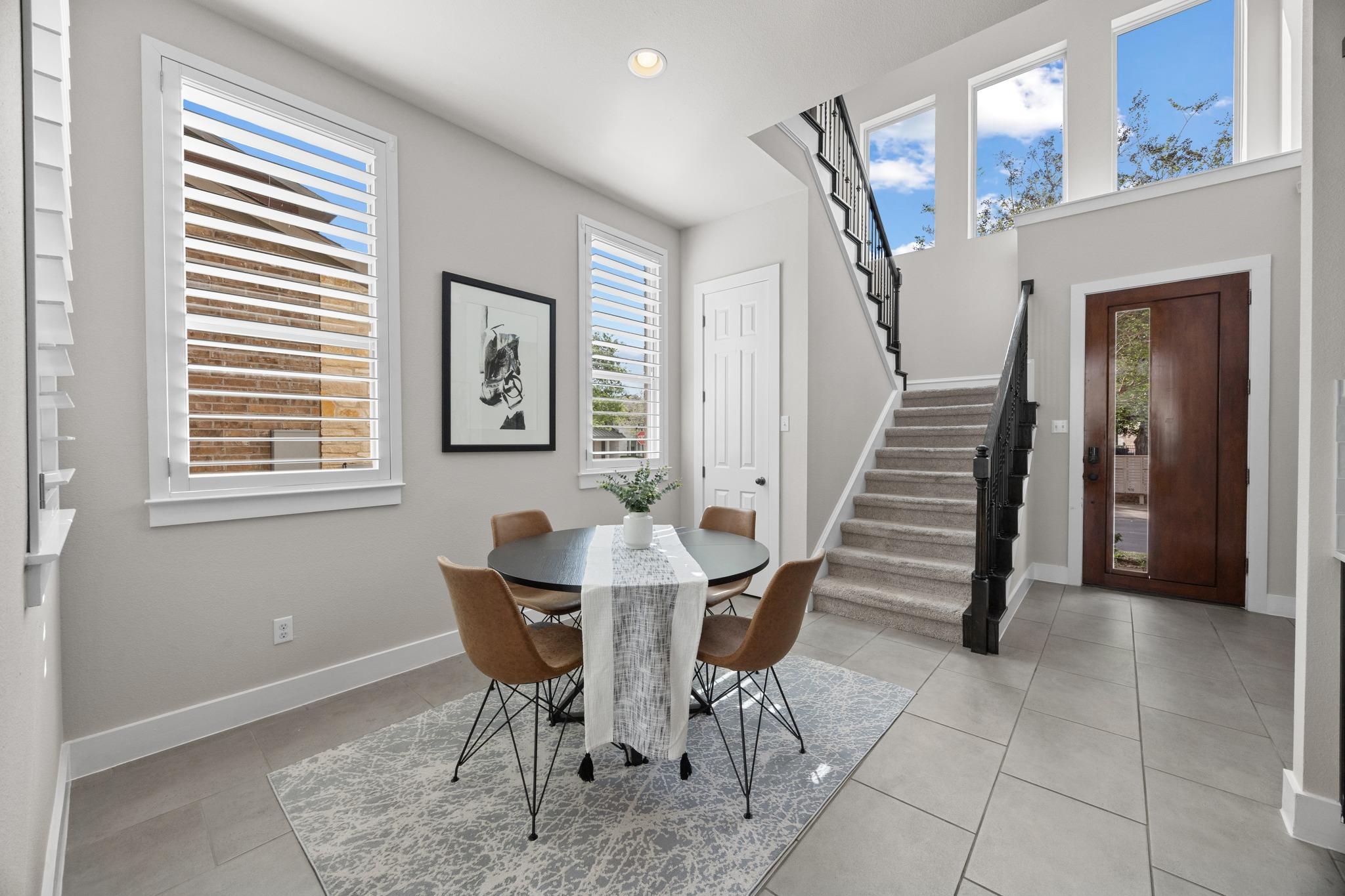 1004 Sue Ann Rose Dr, Austin, TX 78717