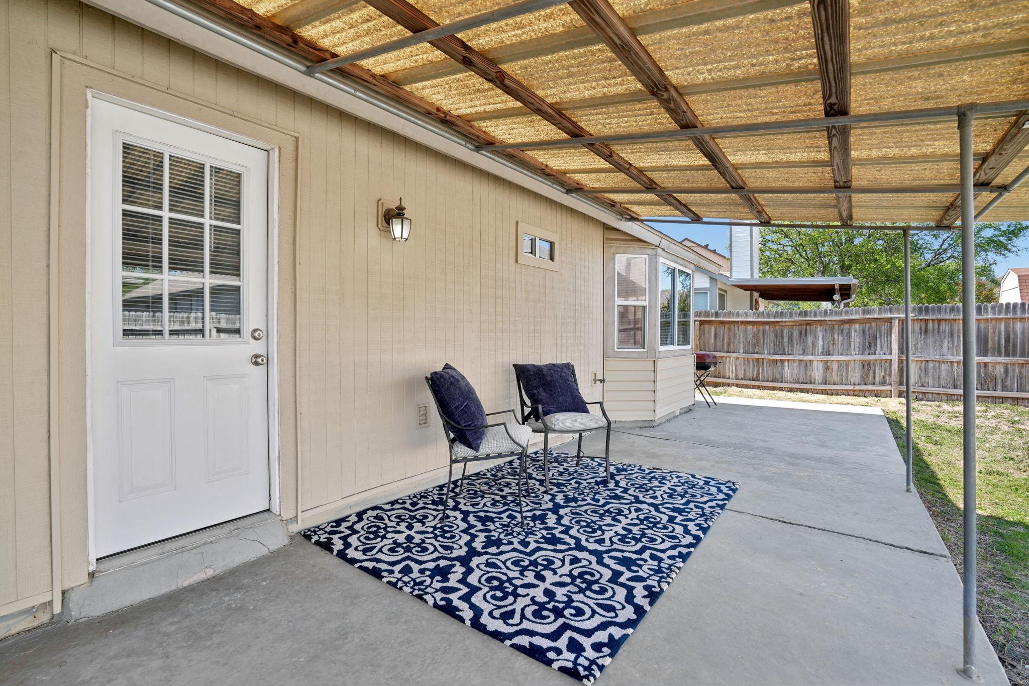 305 Hornbean Ln, Cibolo, TX 78108