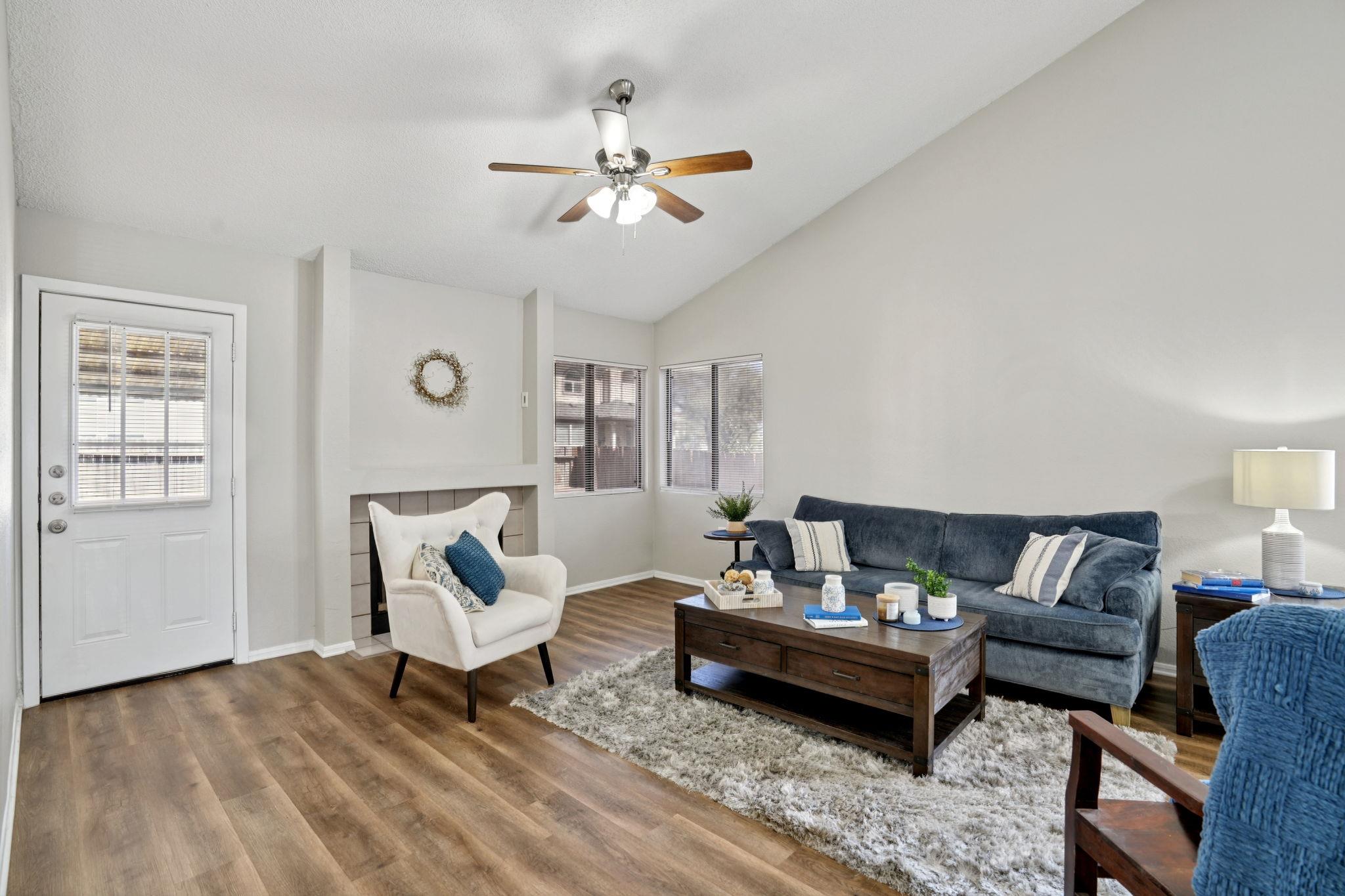 305 Hornbean Ln, Cibolo, TX 78108