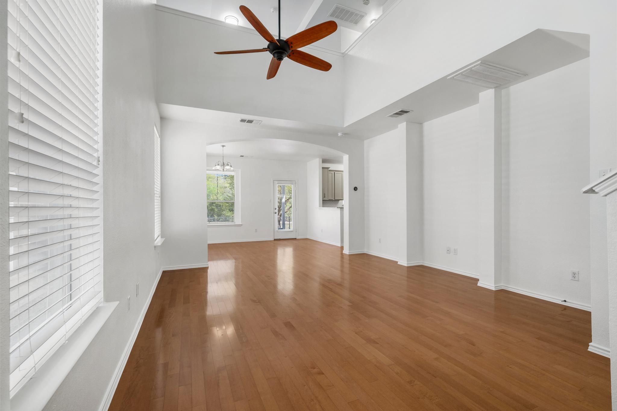 1616 Kemah Dr # 116, Austin, TX 78748