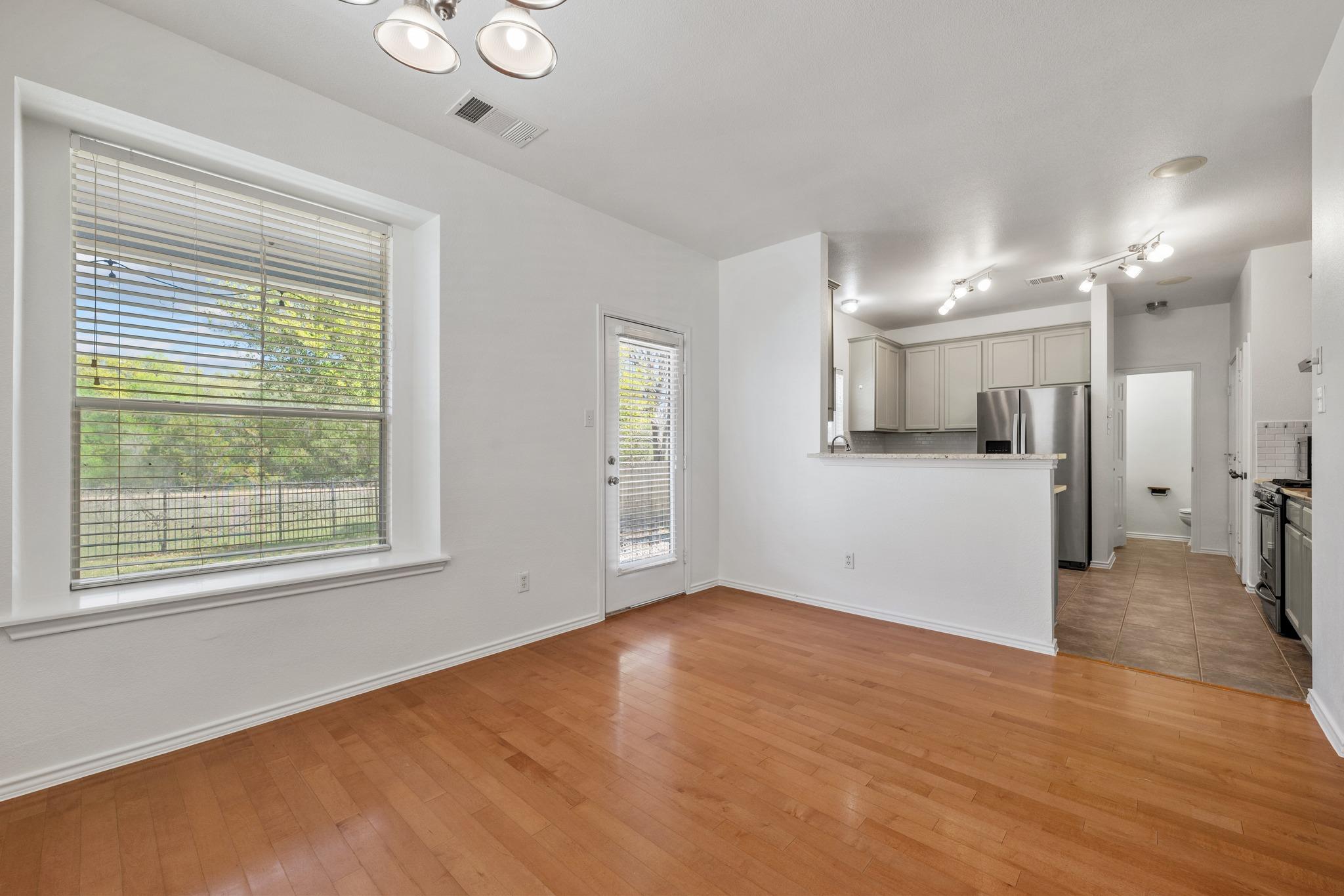 1616 Kemah Dr # 116, Austin, TX 78748