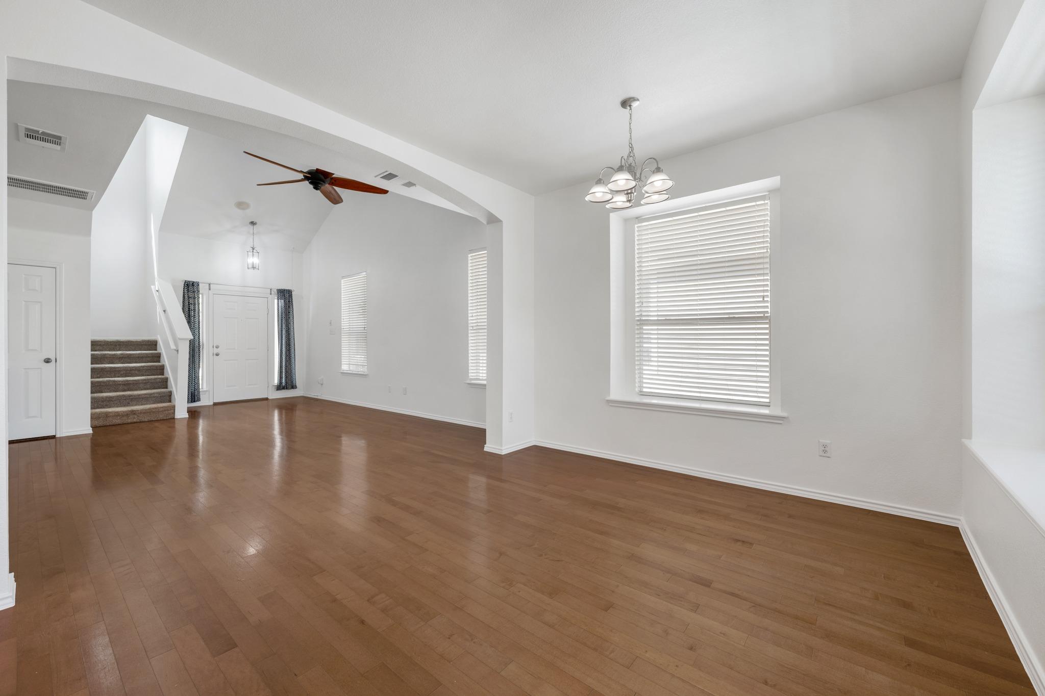 1616 Kemah Dr # 116, Austin, TX 78748