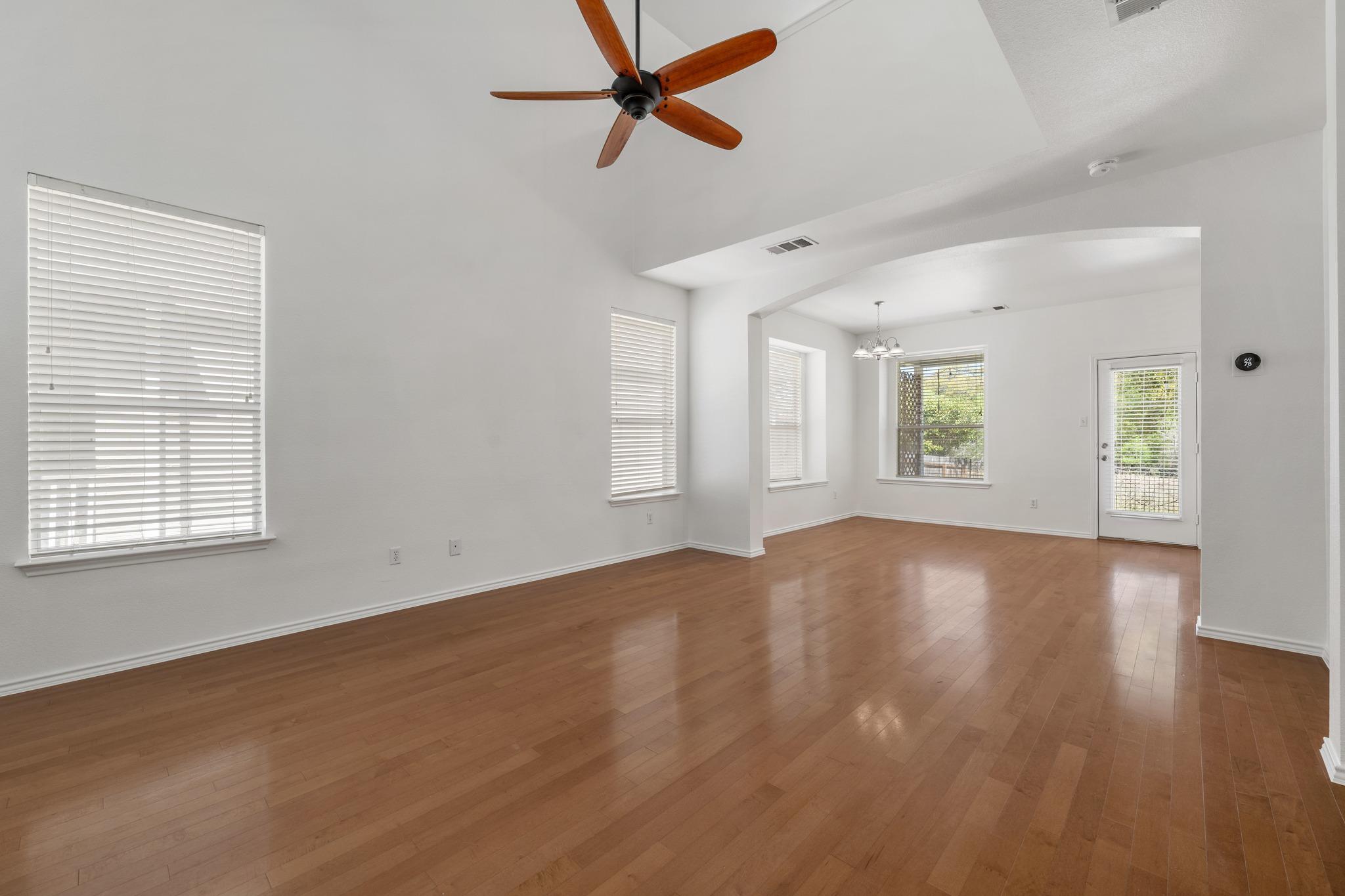 1616 Kemah Dr # 116, Austin, TX 78748