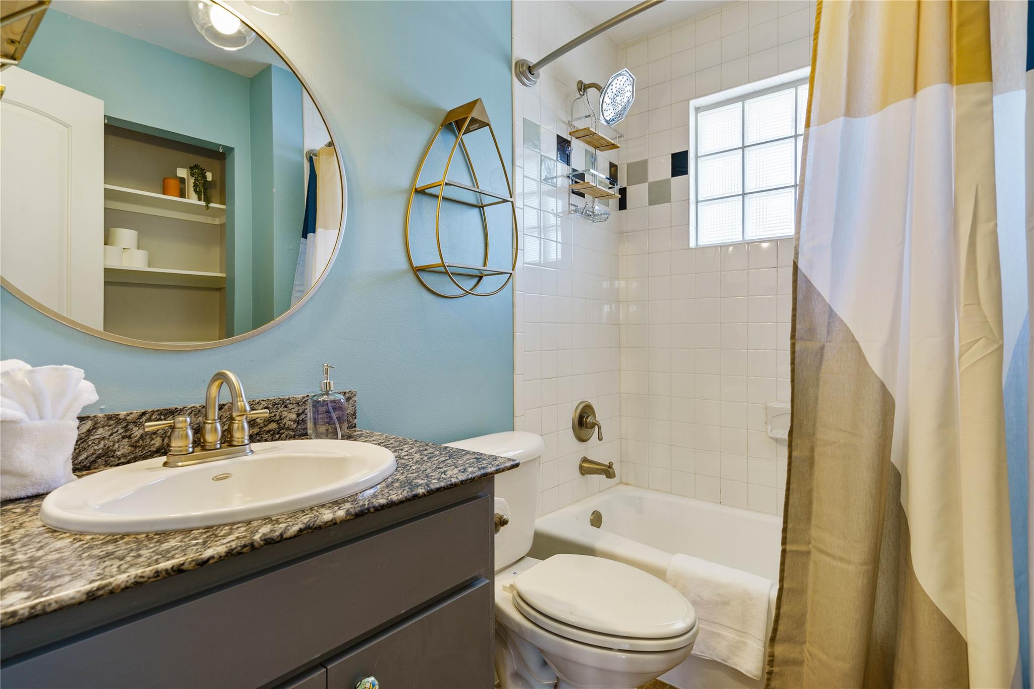 1422 Collier St # 214, Austin, TX 78704