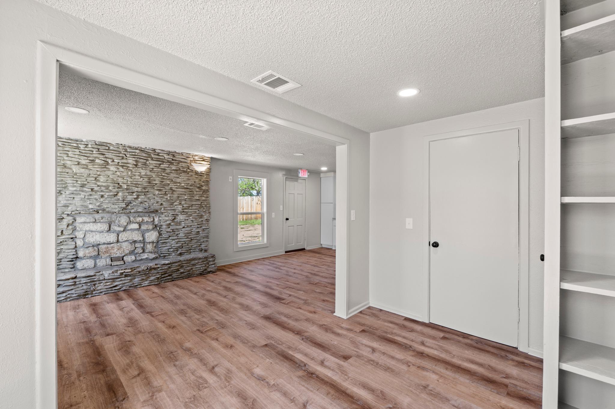 201 County Road 279, Liberty Hill, TX 78642