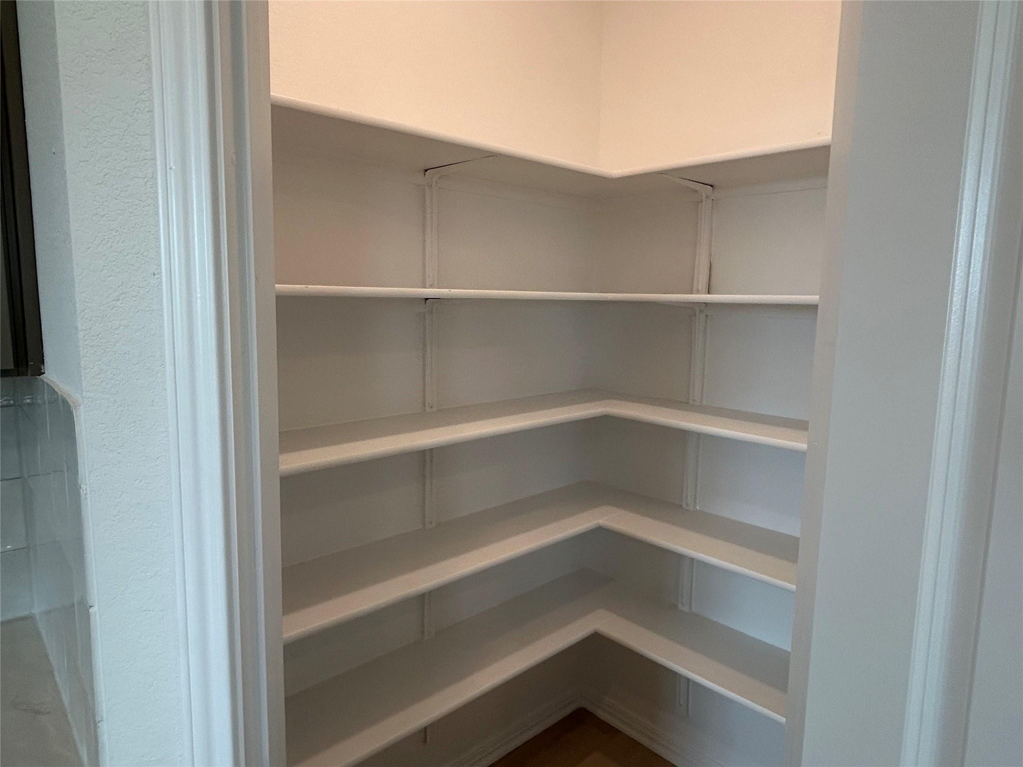 156 White Horses Dr, Kyle, TX 78640