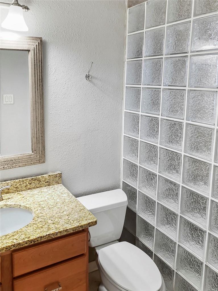 2414 Longview St # 206, Austin, TX 78705