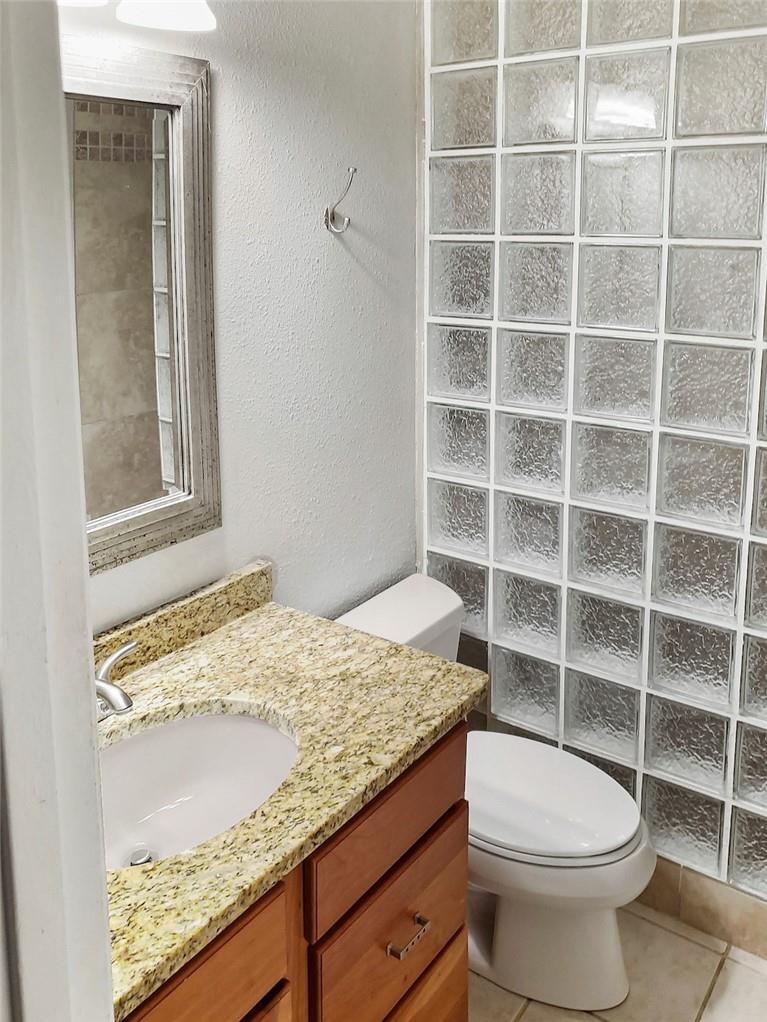 2414 Longview St # 206, Austin, TX 78705