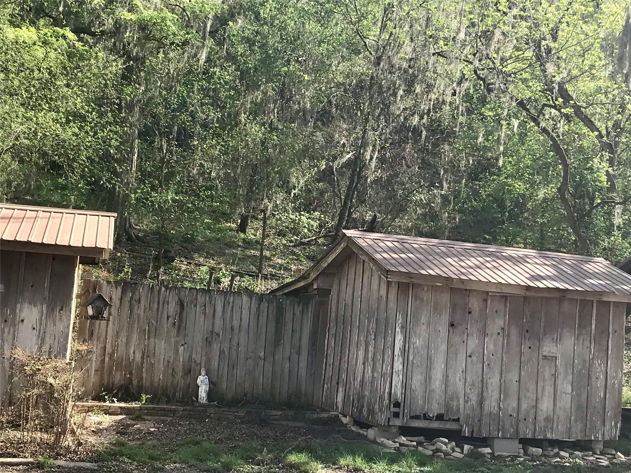 1113 Hidden Valley Rd, Wimberley, TX 78676