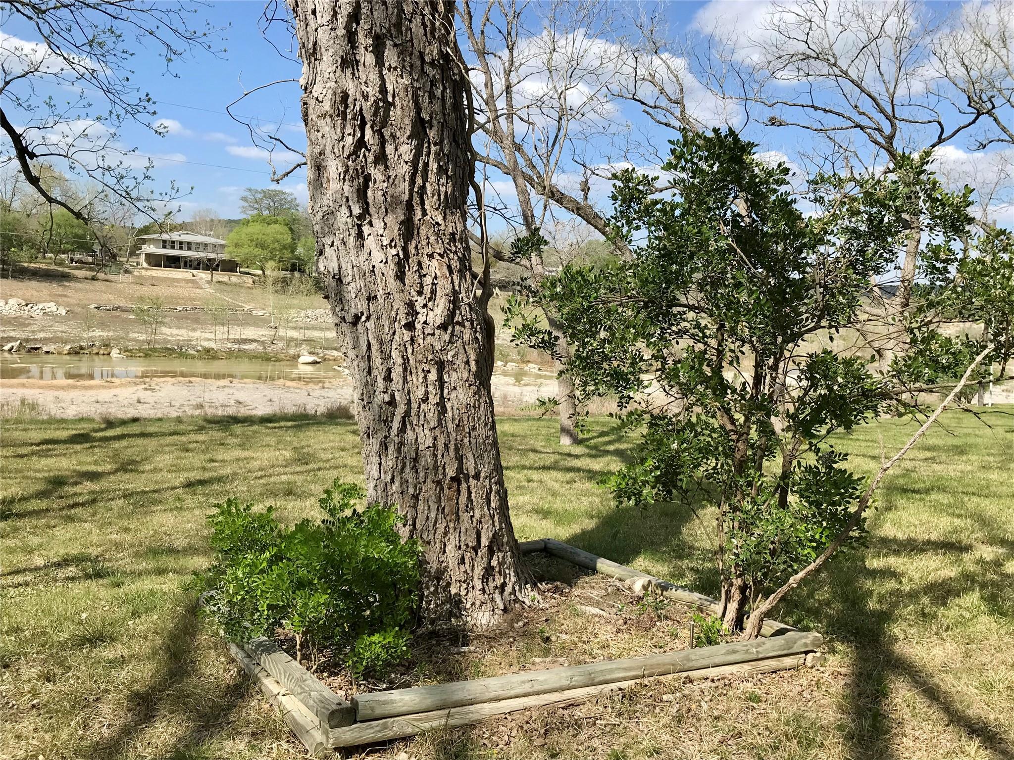 1113 Hidden Valley Rd, Wimberley, TX 78676