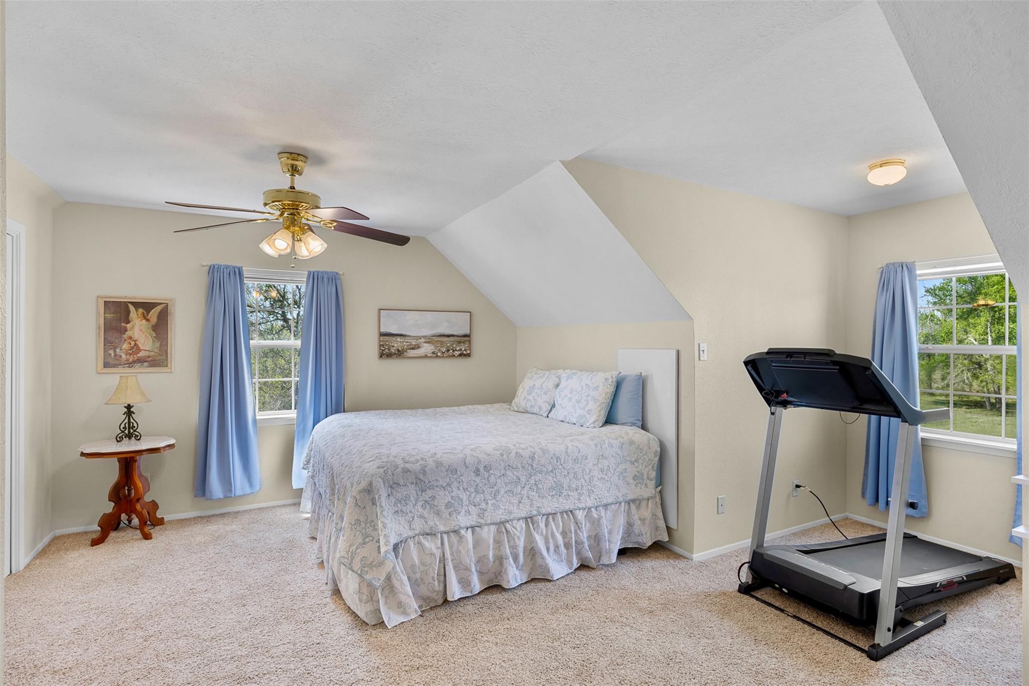 999 Salem Rd, Brenham, TX 77833