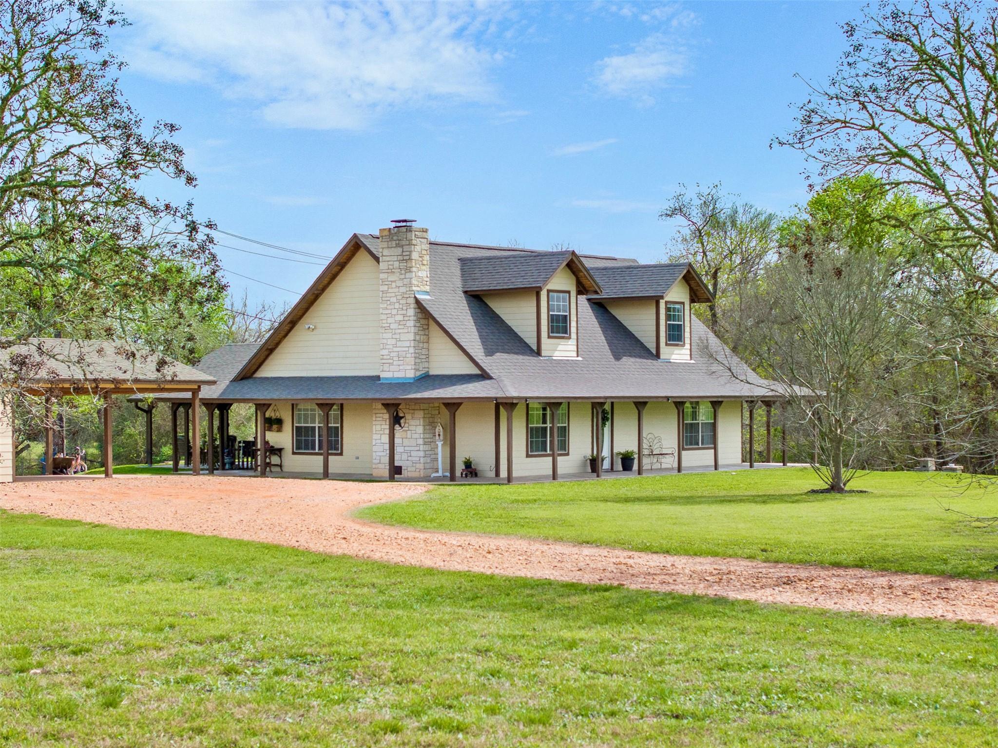 999 Salem Rd, Brenham, TX 77833