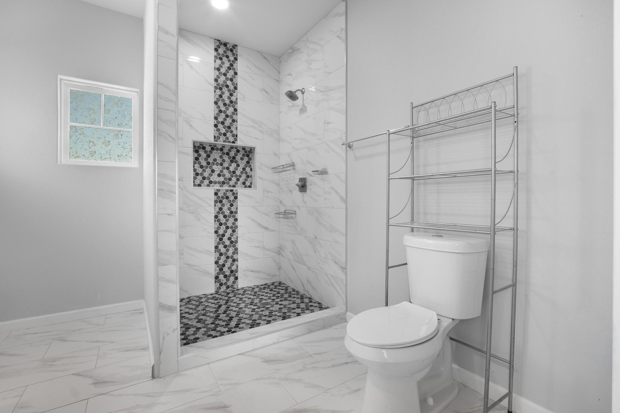 255 Thompson Rd, Dale, TX 78616