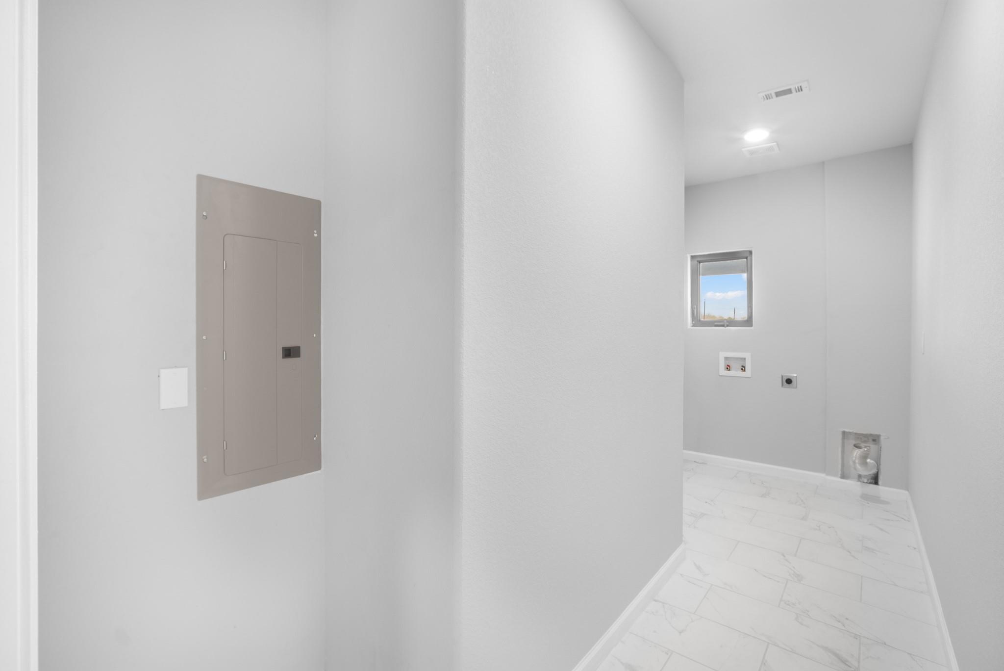 255 Thompson Rd, Dale, TX 78616