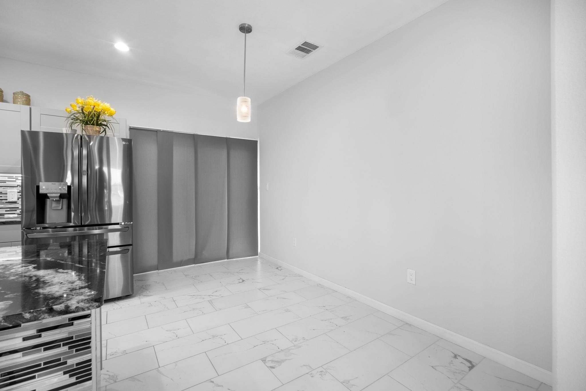 255 Thompson Rd, Dale, TX 78616