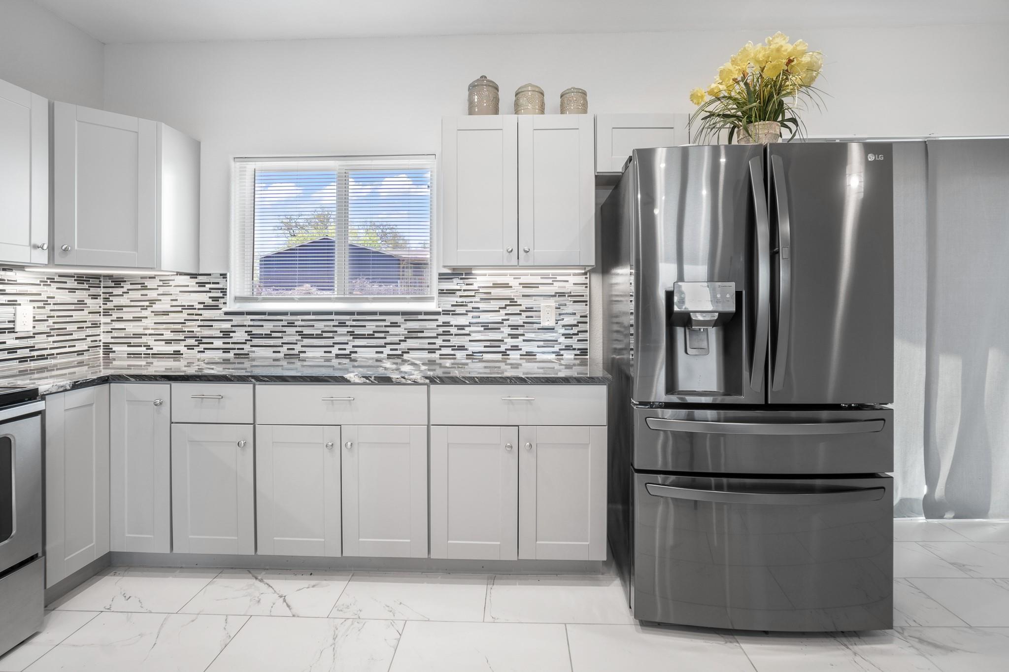 255 Thompson Rd, Dale, TX 78616