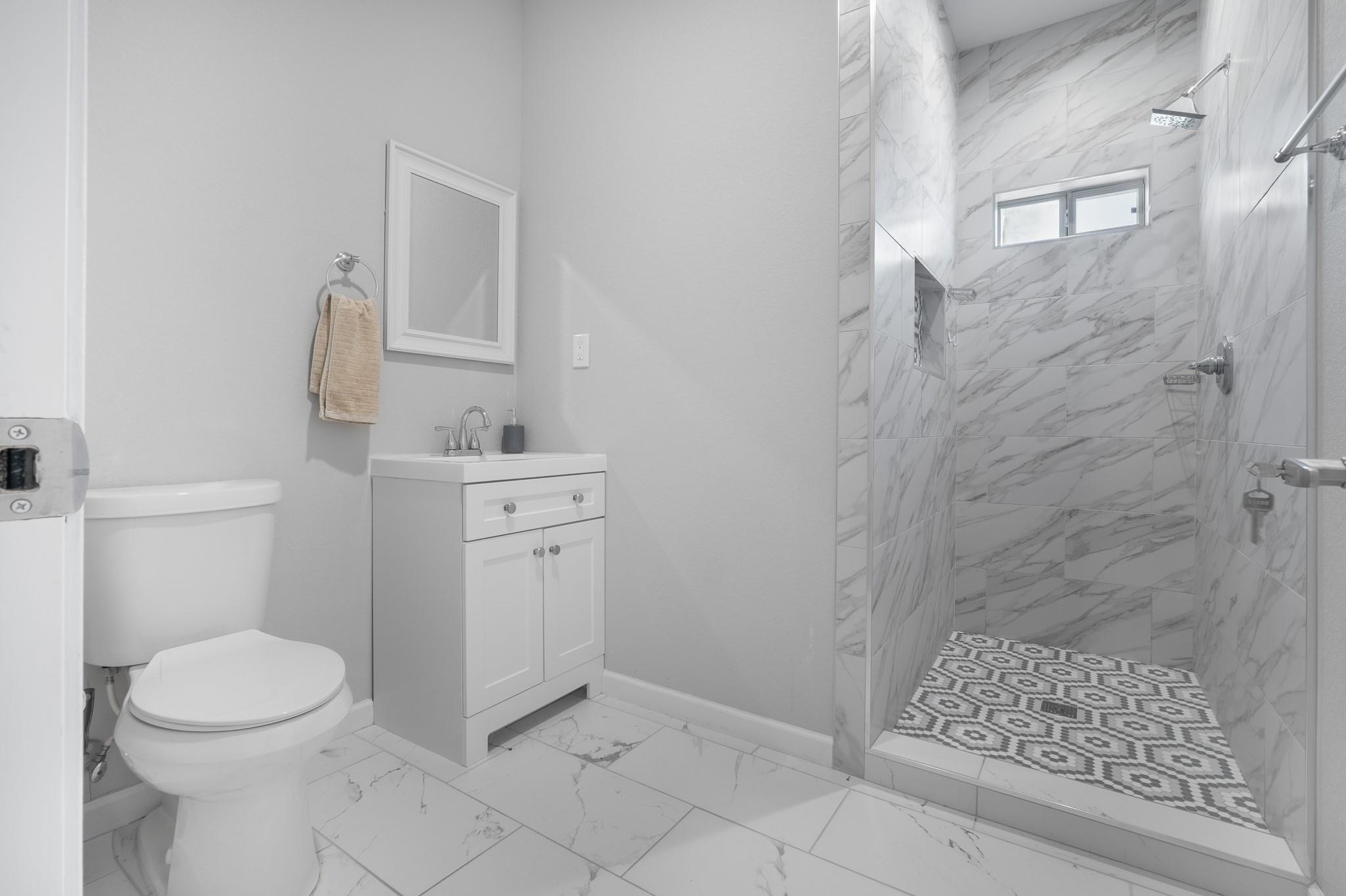 255 Thompson Rd, Dale, TX 78616