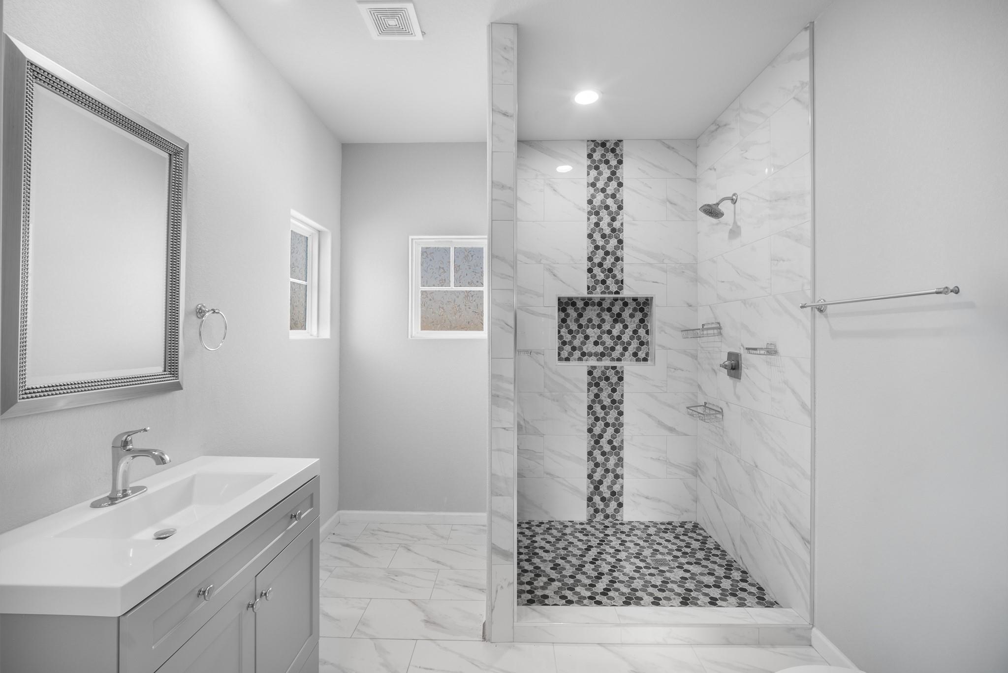 255 Thompson Rd, Dale, TX 78616