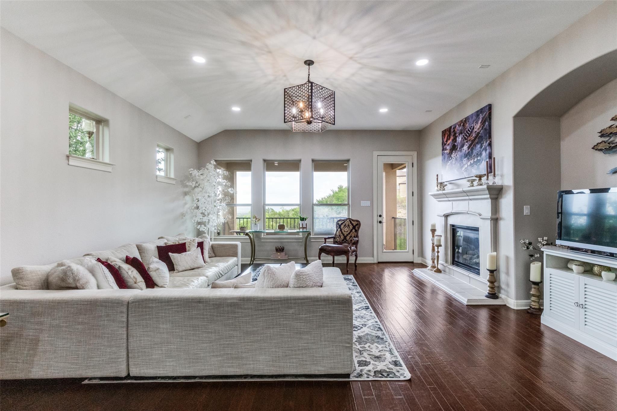 2312 Rivina Dr, Austin, TX 78733