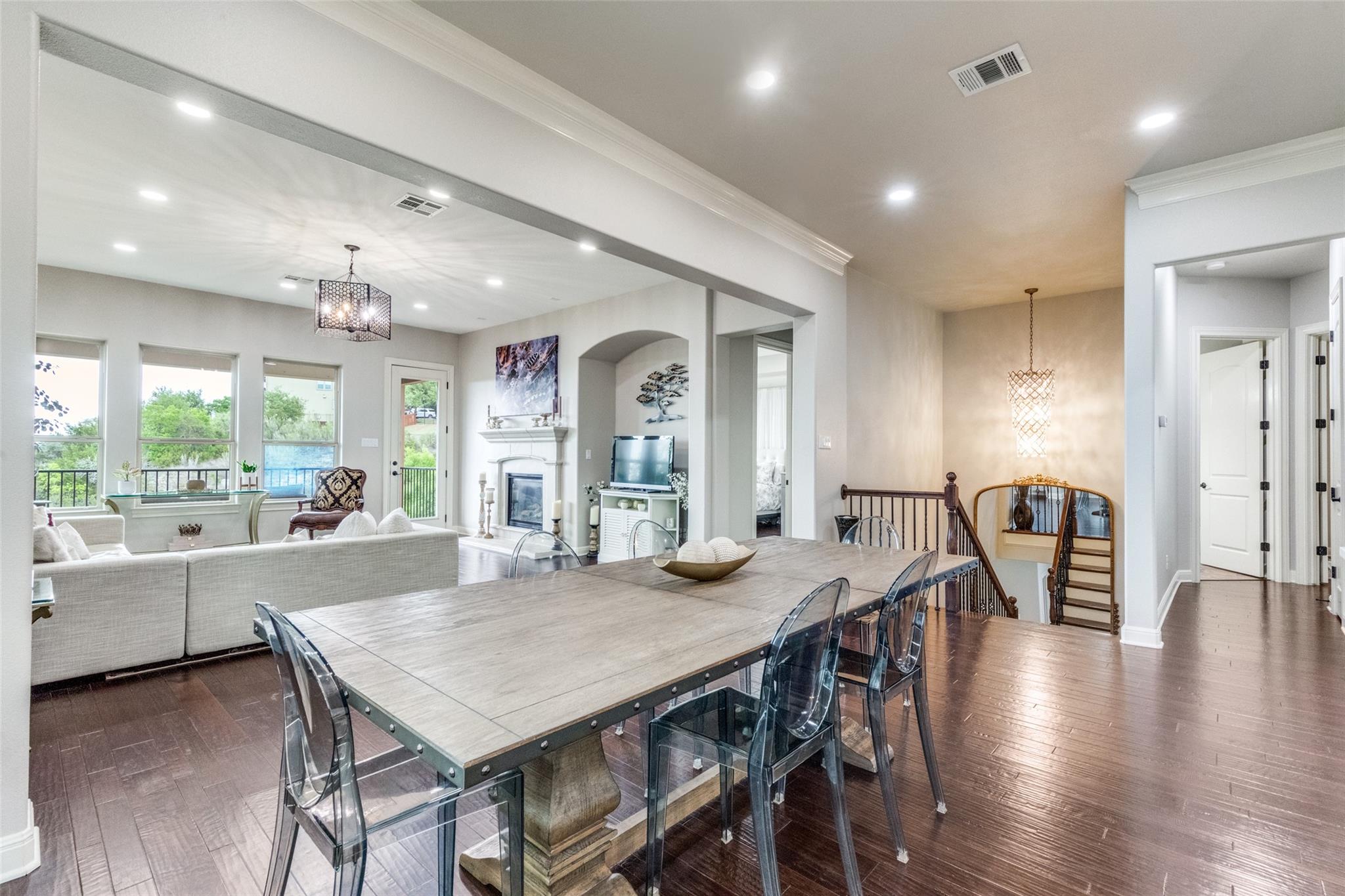 2312 Rivina Dr, Austin, TX 78733