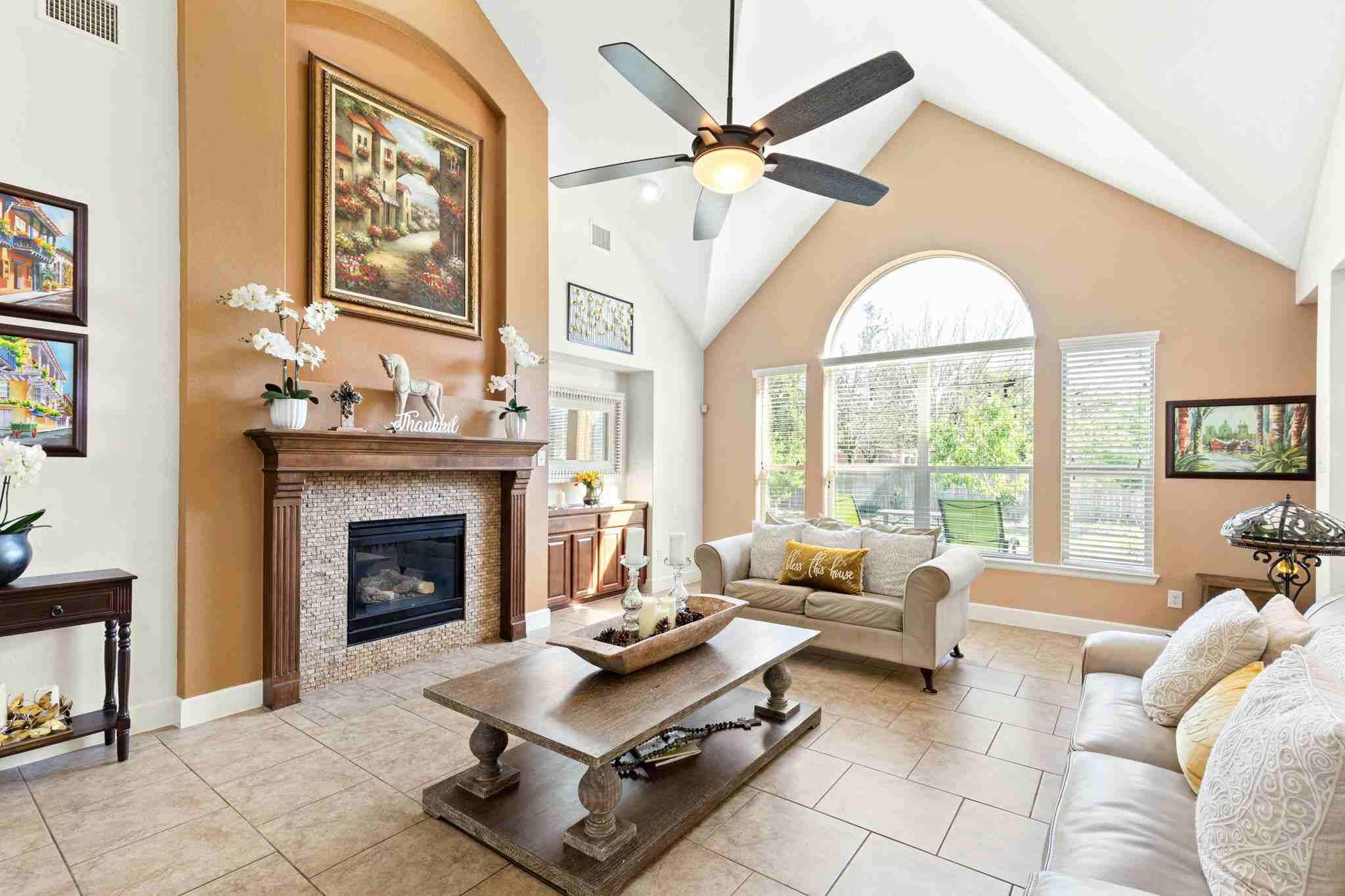 2525 Quick Fort Dr, Leander, TX 78641