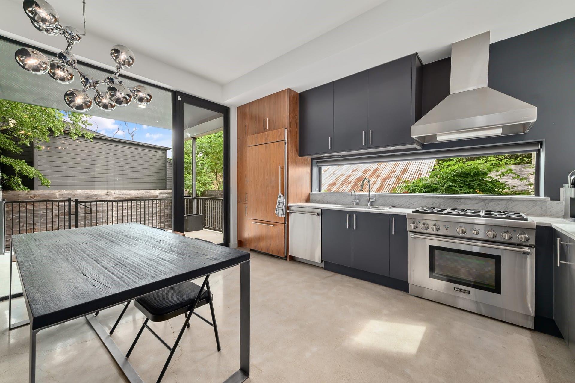 1208 Hillside Ave, Austin, TX 78704