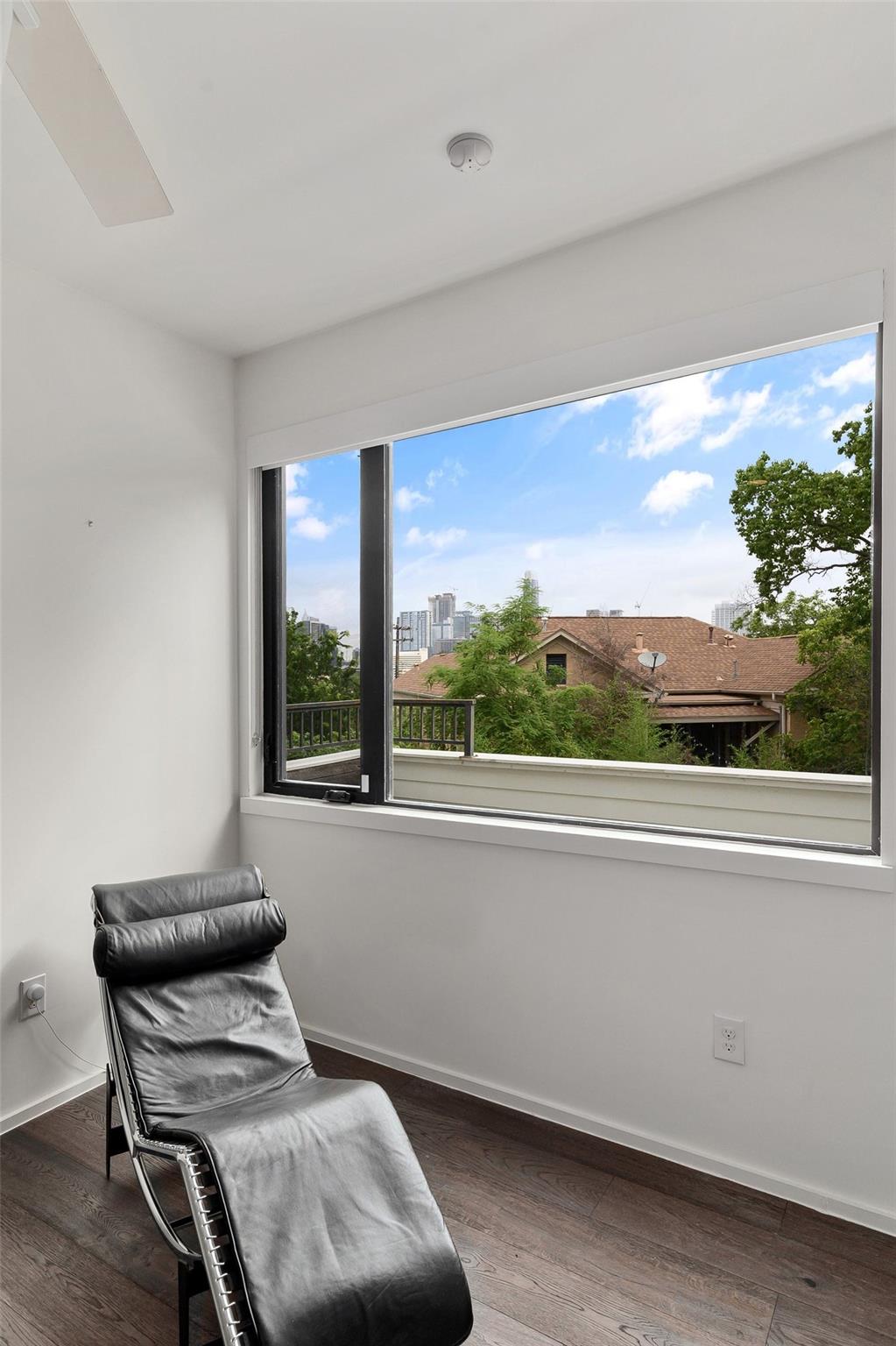 1208 Hillside Ave, Austin, TX 78704