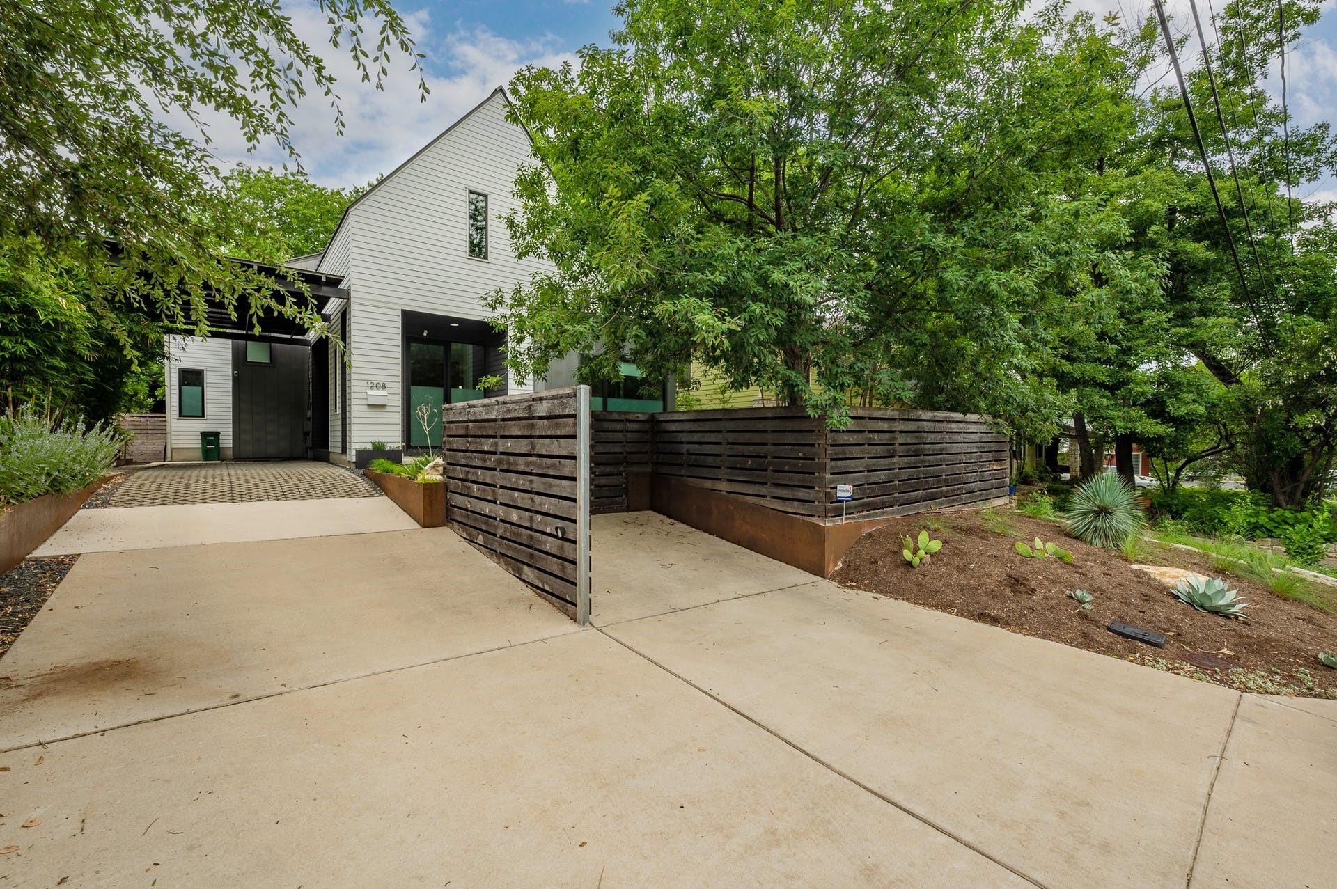 1208 Hillside Ave, Austin, TX 78704