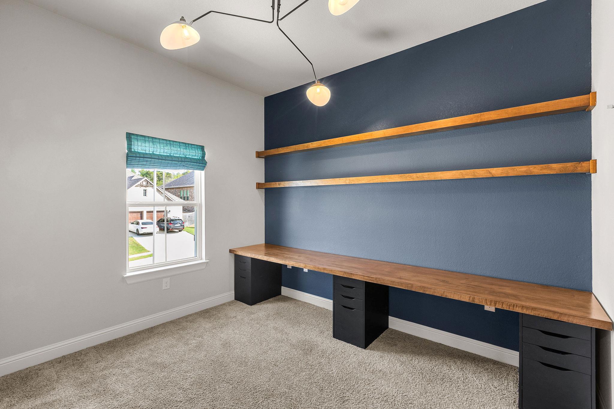 7012 Halesboro Dr, Austin, TX 78736