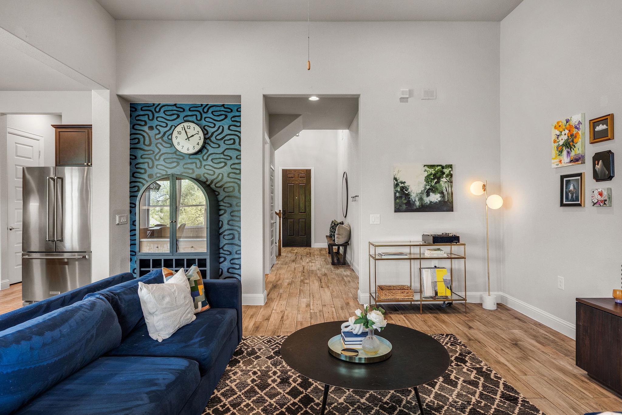 7012 Halesboro Dr, Austin, TX 78736