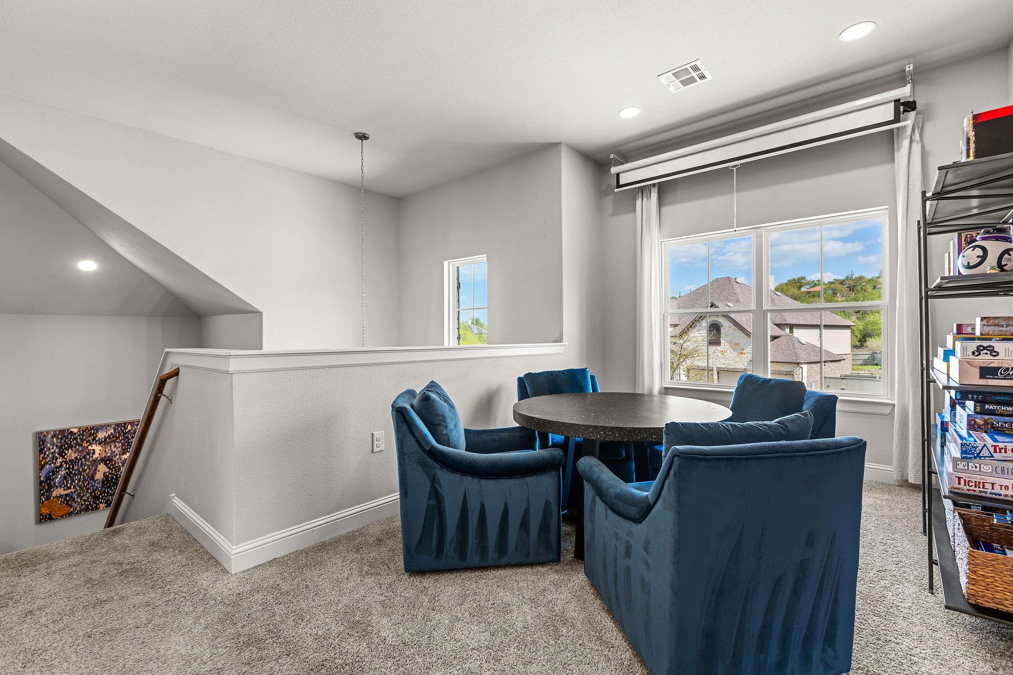 7012 Halesboro Dr, Austin, TX 78736