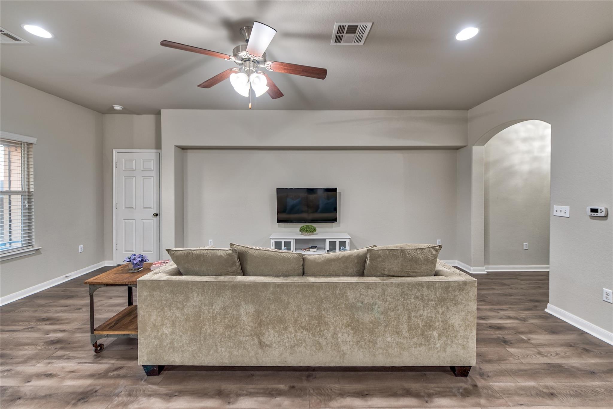 328 Langely, Kyle, TX 78640