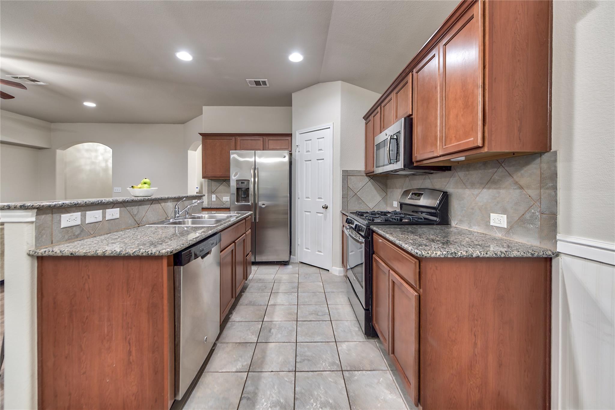 328 Langely, Kyle, TX 78640