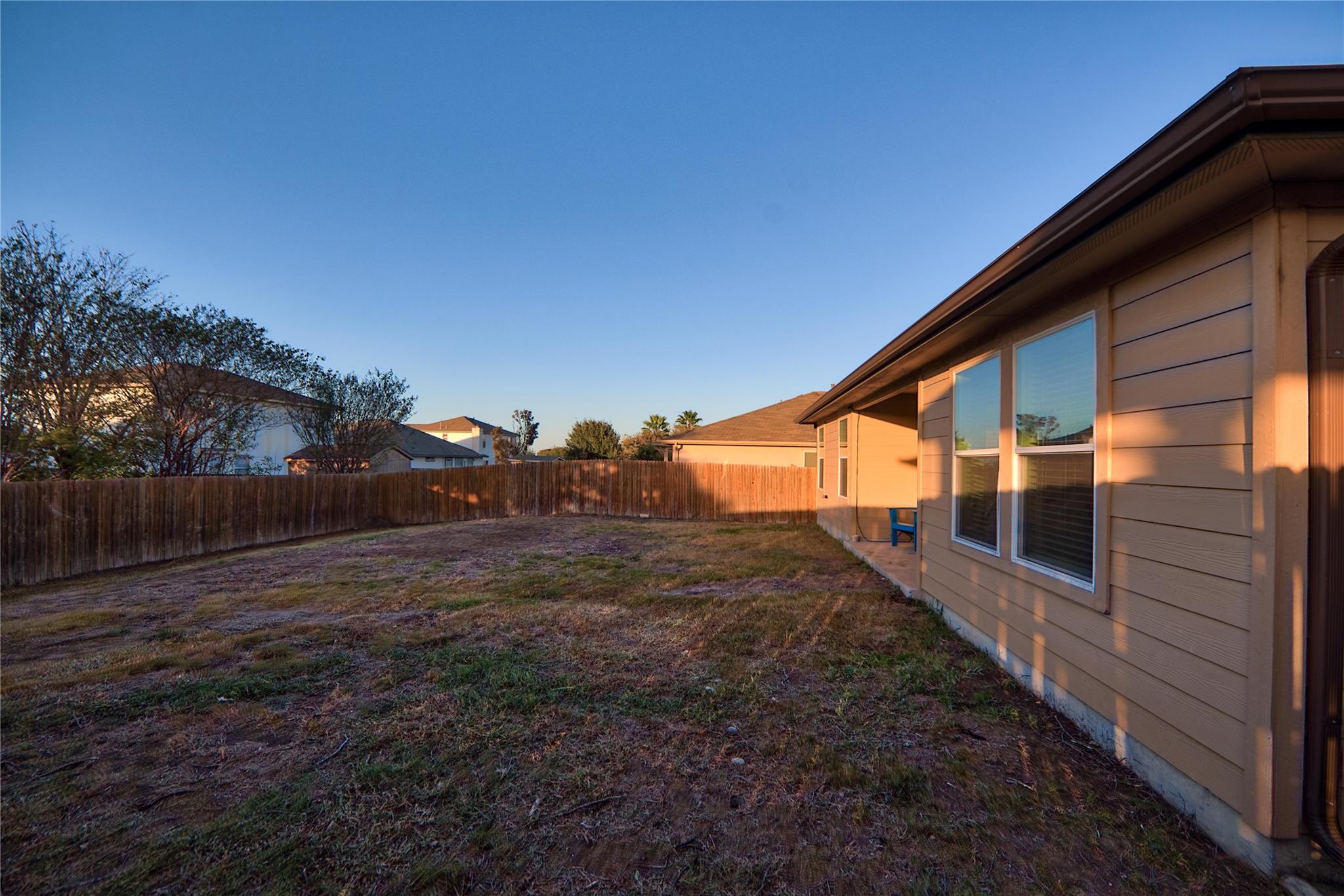 328 Langely, Kyle, TX 78640