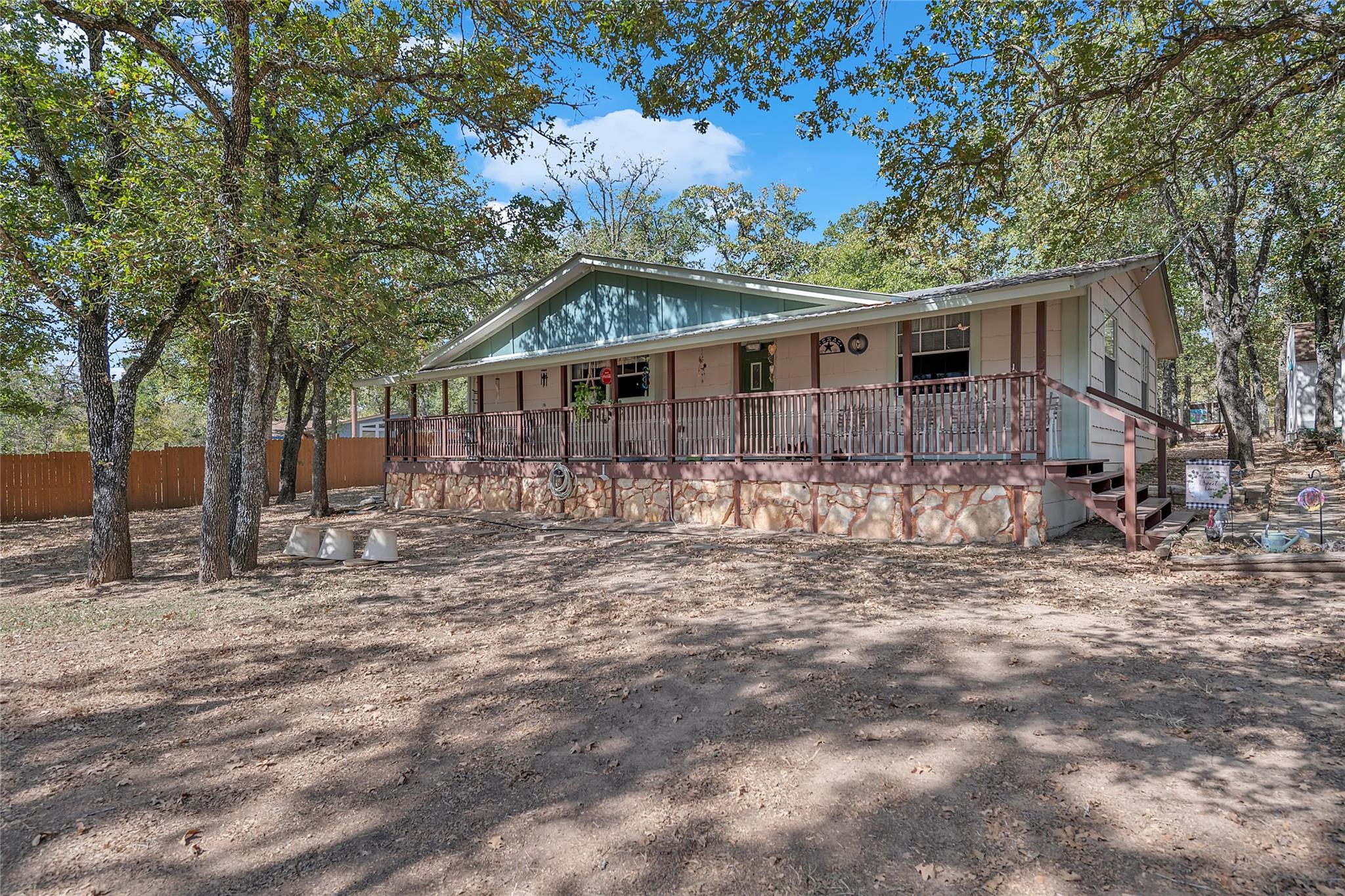 320 Pope Bnd S, Cedar Creek, TX 78612