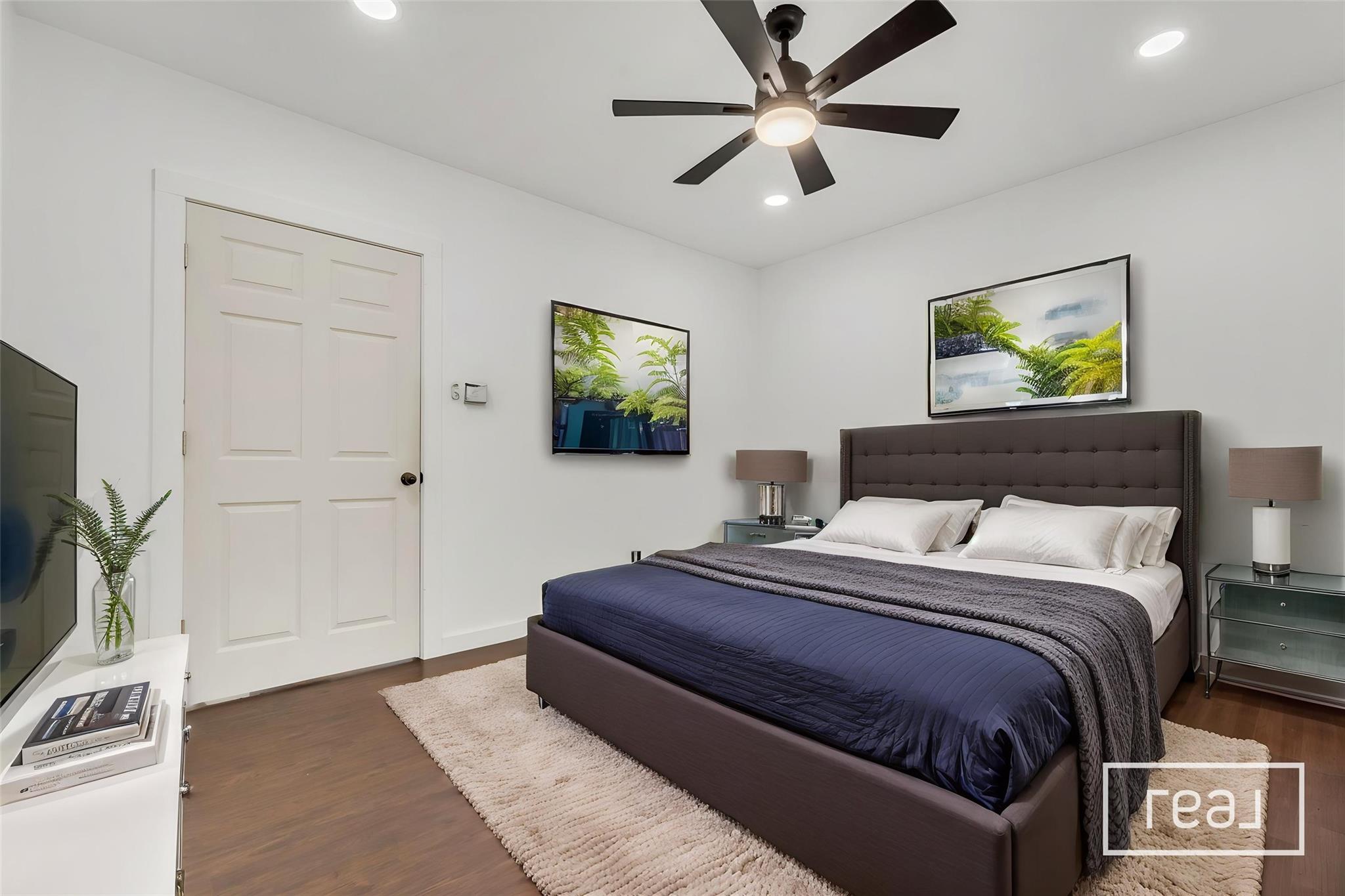 135 Huskey Trl, Paige, TX 78659