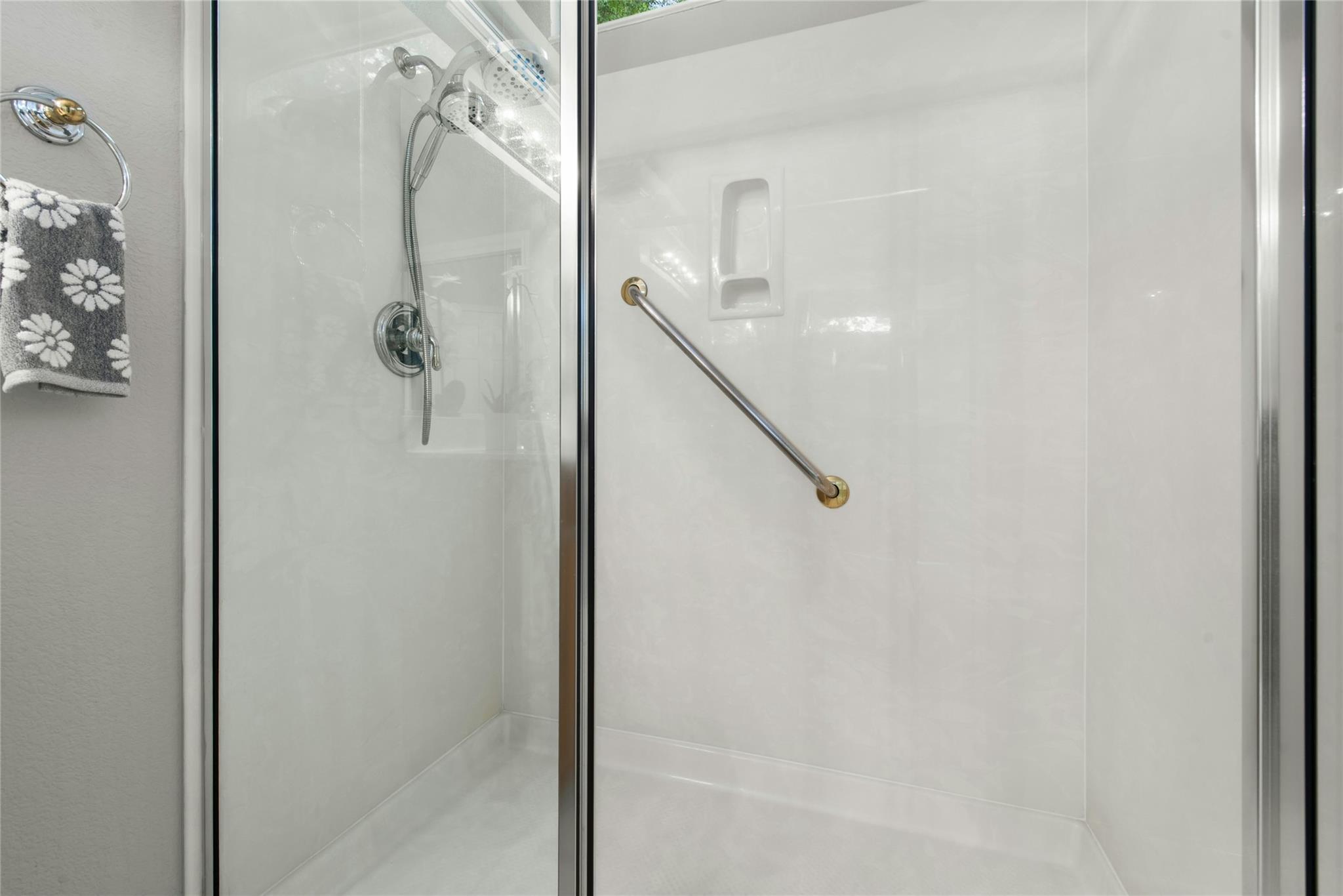 122 Harness Ln, Georgetown, TX 78633