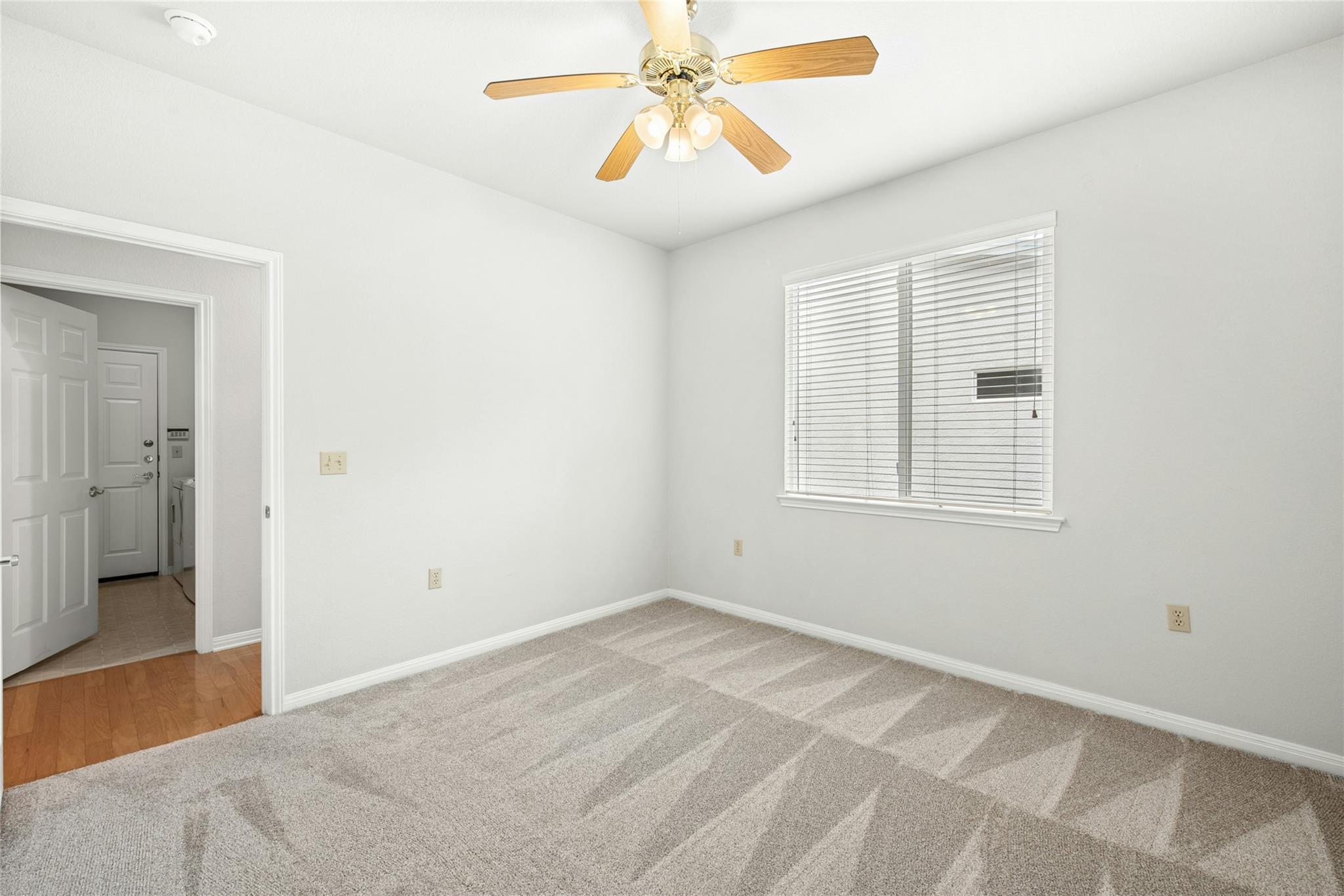 122 Harness Ln, Georgetown, TX 78633