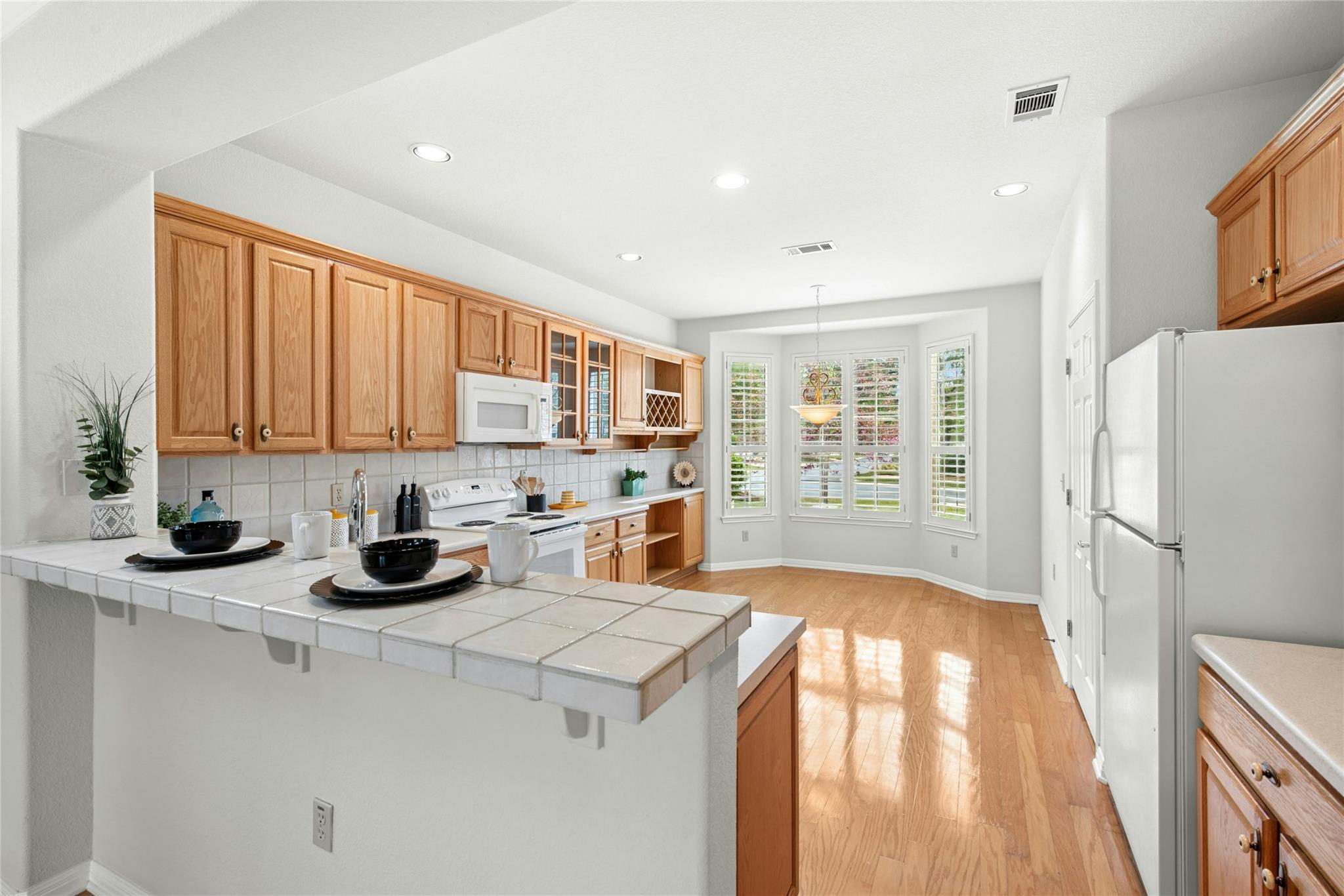 122 Harness Ln, Georgetown, TX 78633