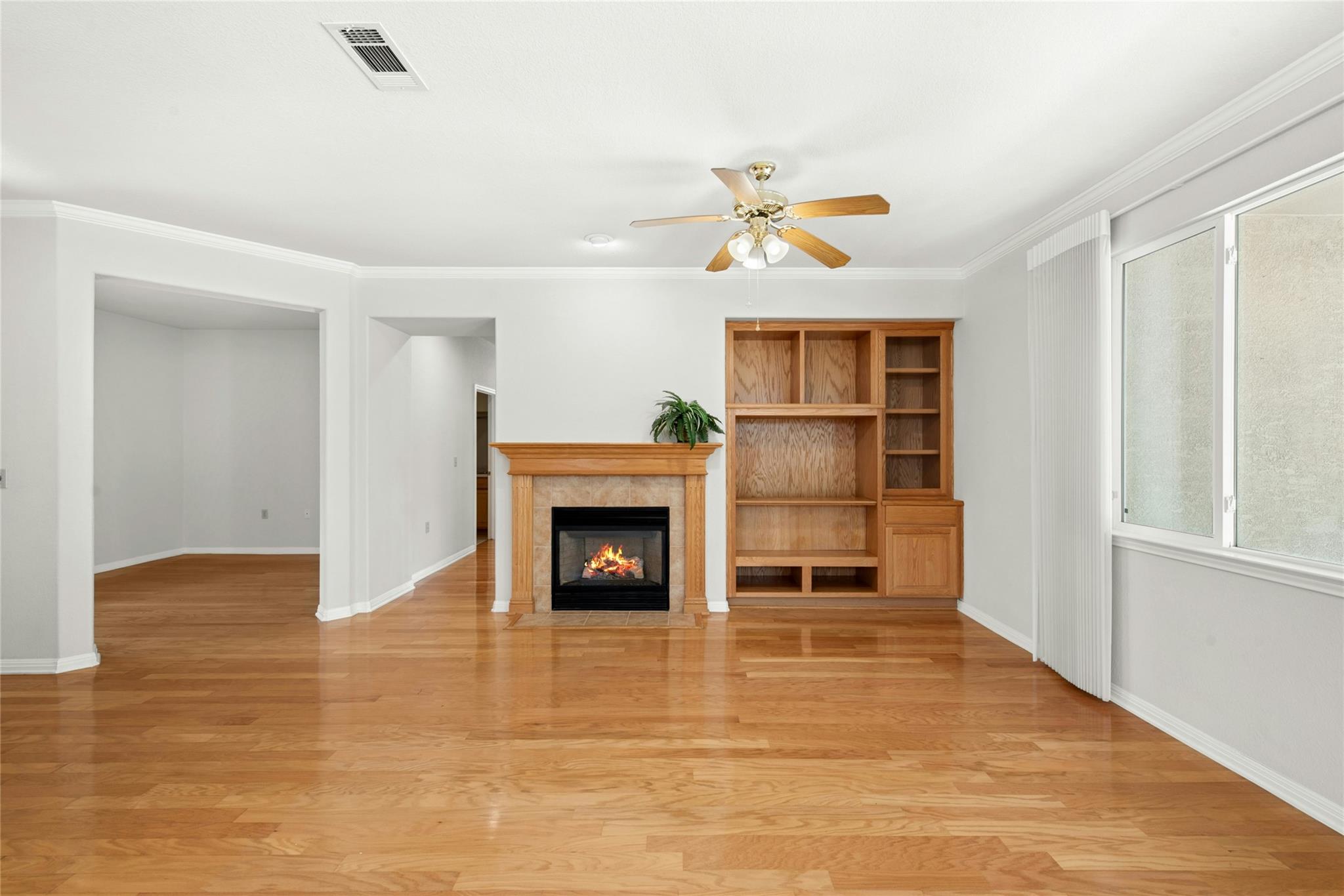 122 Harness Ln, Georgetown, TX 78633