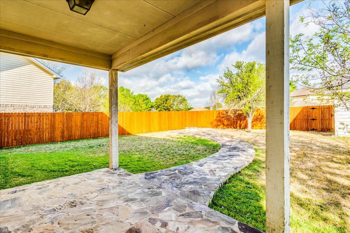 267 Carolyns Way, Buda, TX 78610