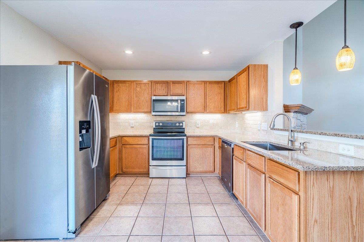 267 Carolyns Way, Buda, TX 78610