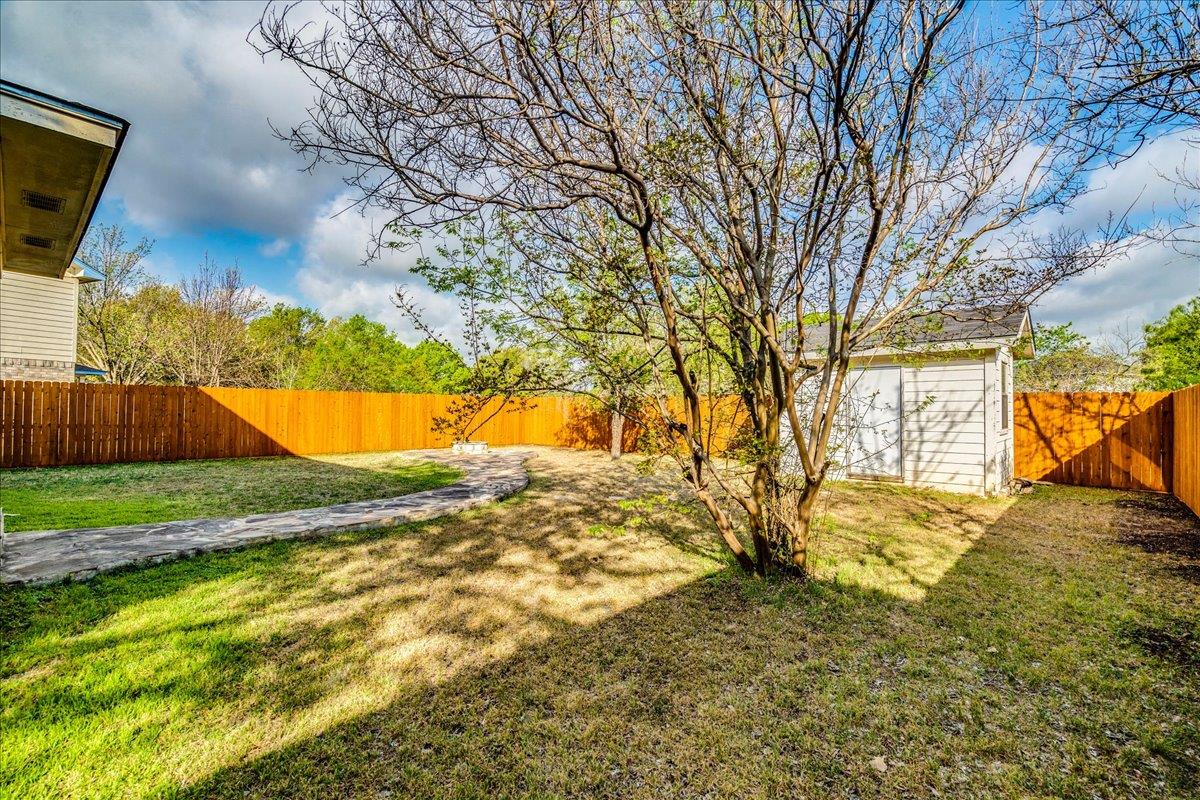 267 Carolyns Way, Buda, TX 78610