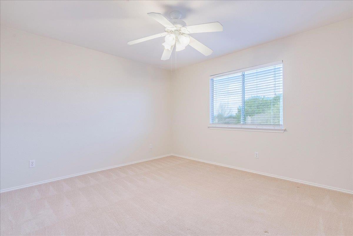 267 Carolyns Way, Buda, TX 78610