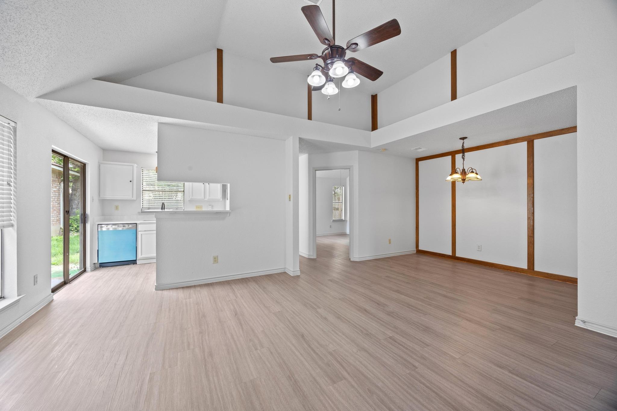 14203 Anita Marie Ln, Austin, TX 78728